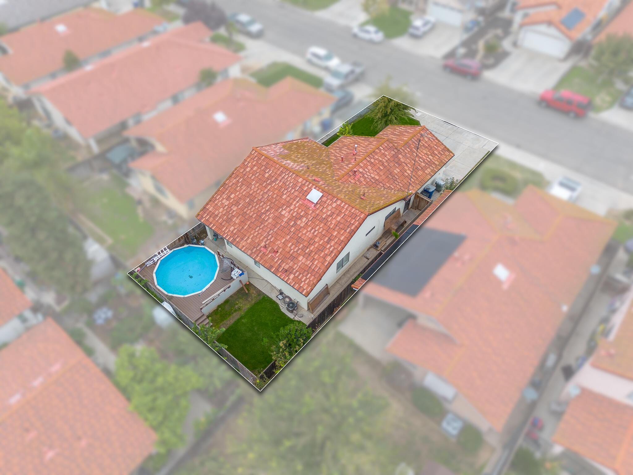 4239 W Cambridge Ave, Fresno, CA 93722