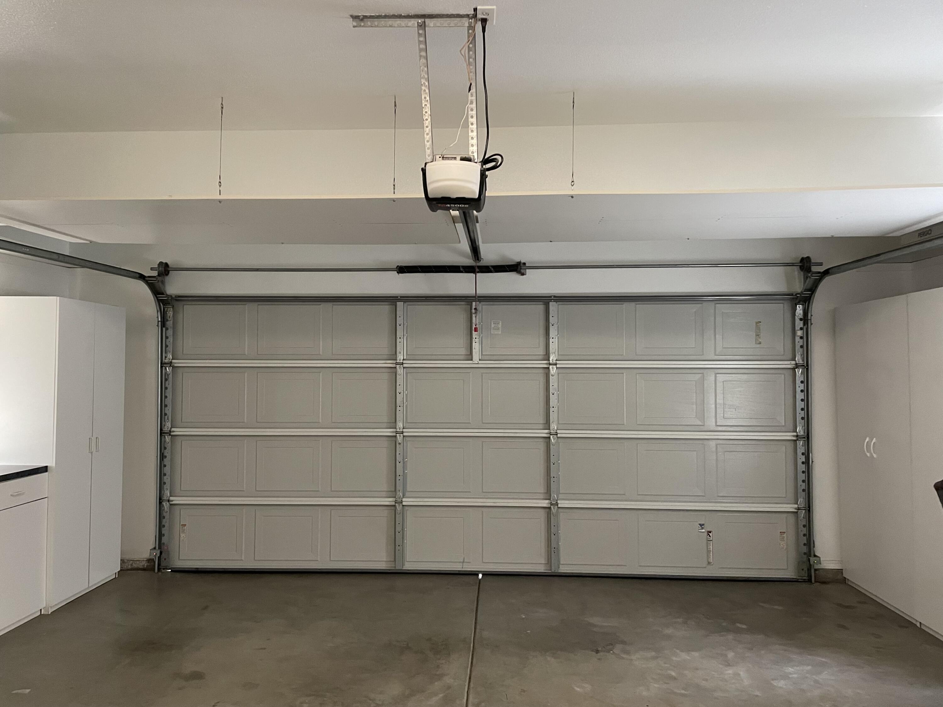 989 Laguna Dr, Lemoore, CA 93245