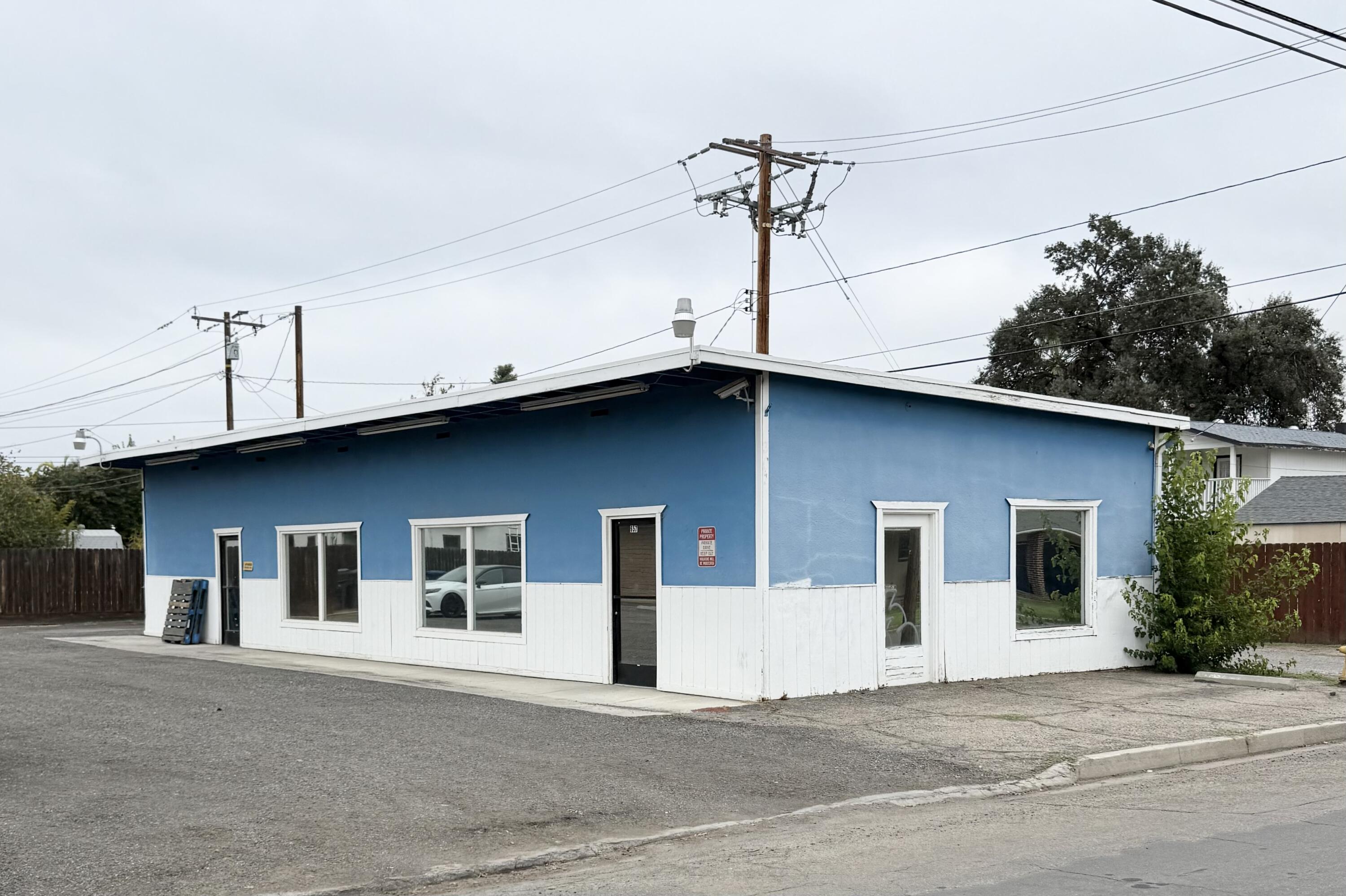 657 S Kaweah Ave, Exeter, CA 93221