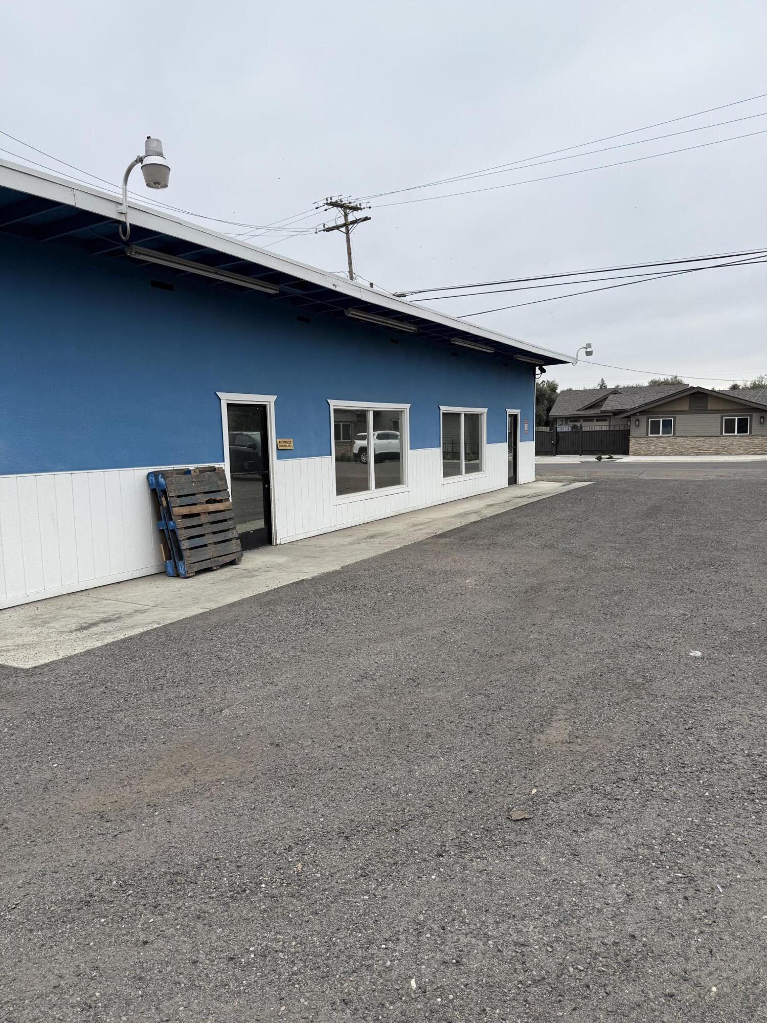 657 S Kaweah Ave, Exeter, CA 93221