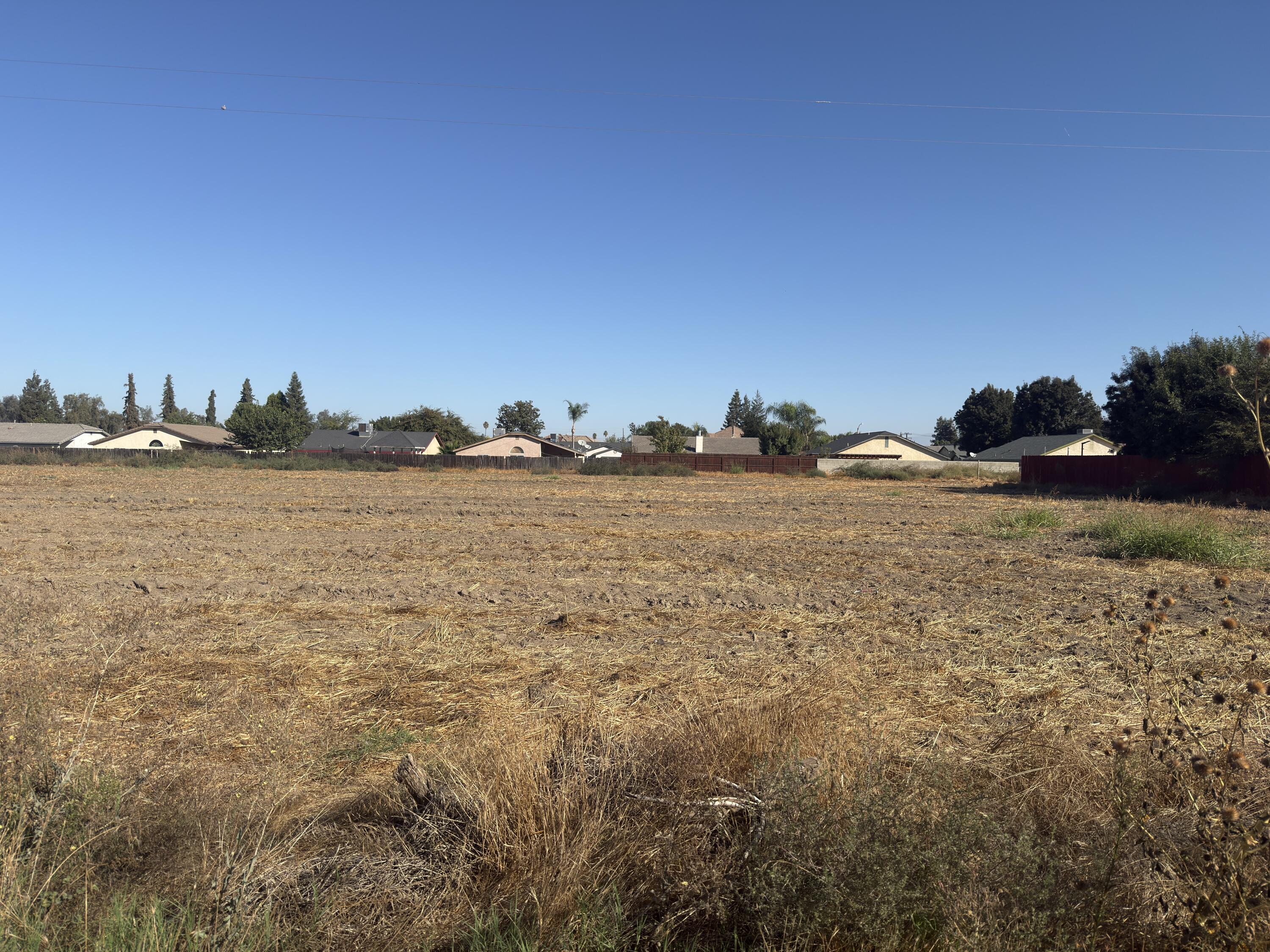 249 S Westwood St, Porterville, CA 93257