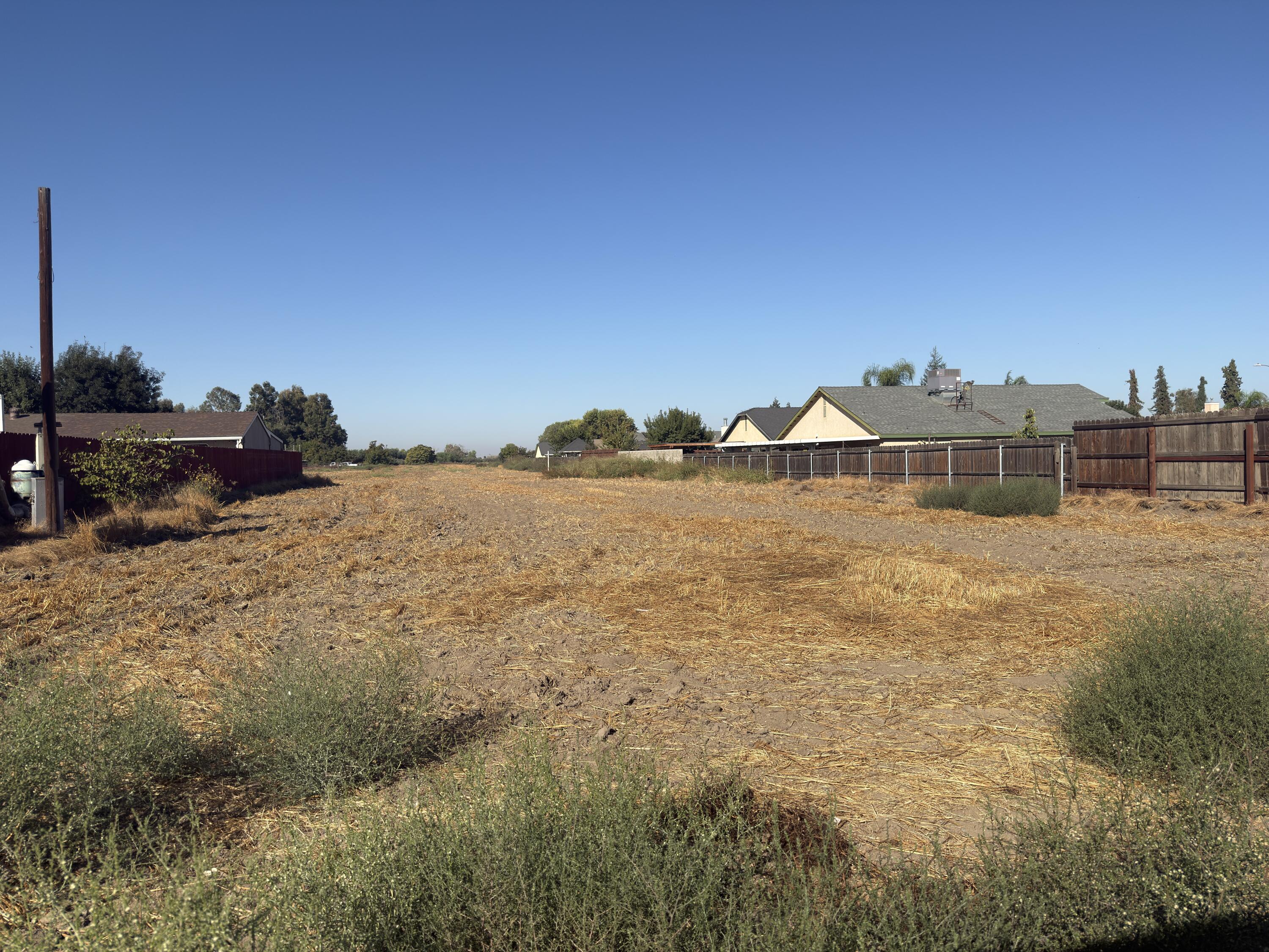 249 S Westwood St, Porterville, CA 93257