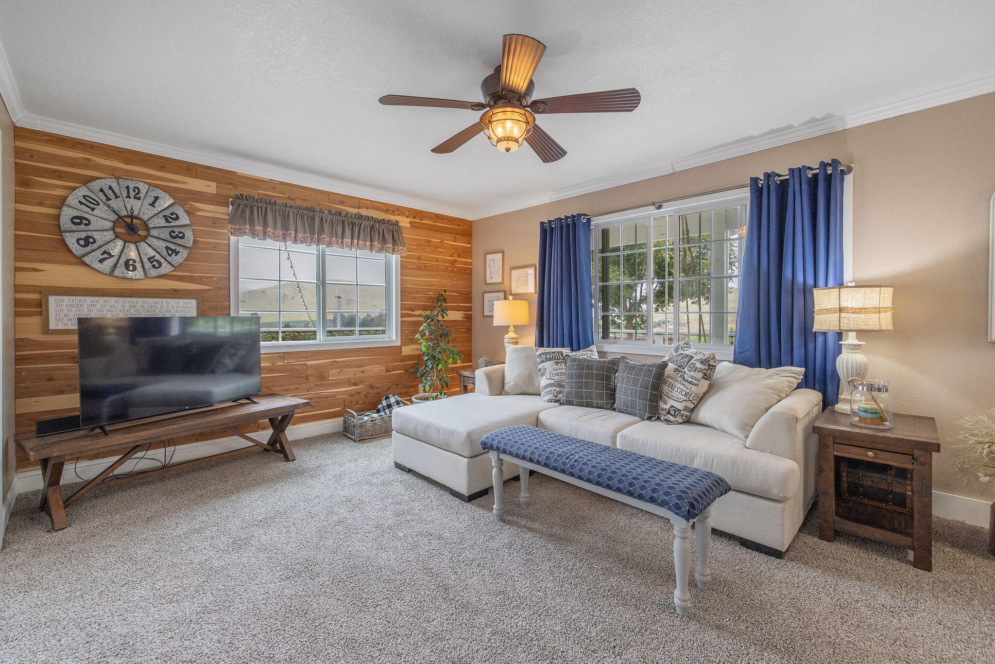 23166 Rd 238, Lindsay, CA 93247