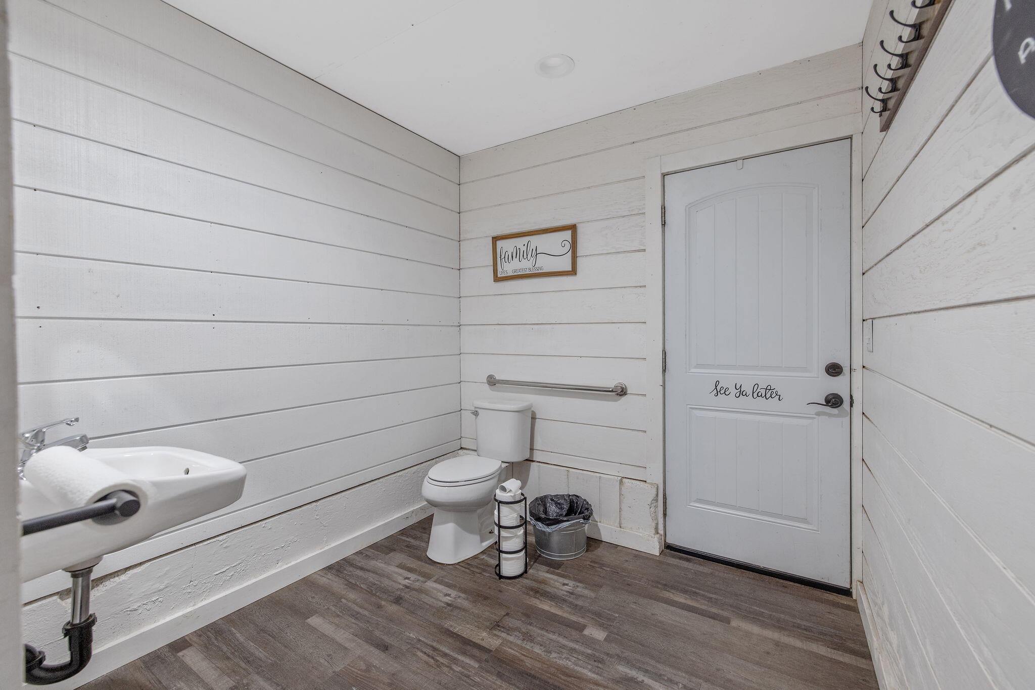 23166 Rd 238, Lindsay, CA 93247