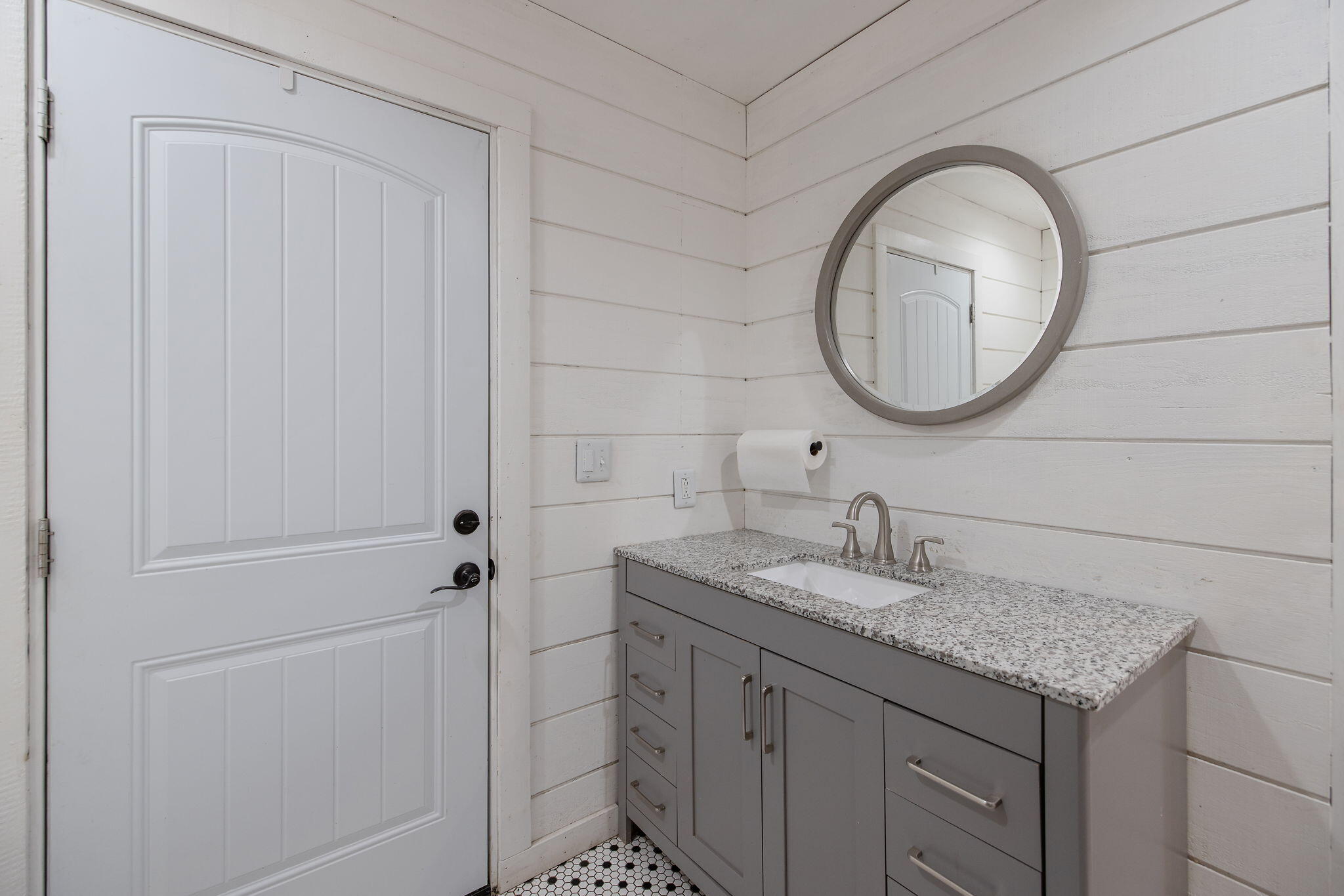 23166 Rd 238, Lindsay, CA 93247