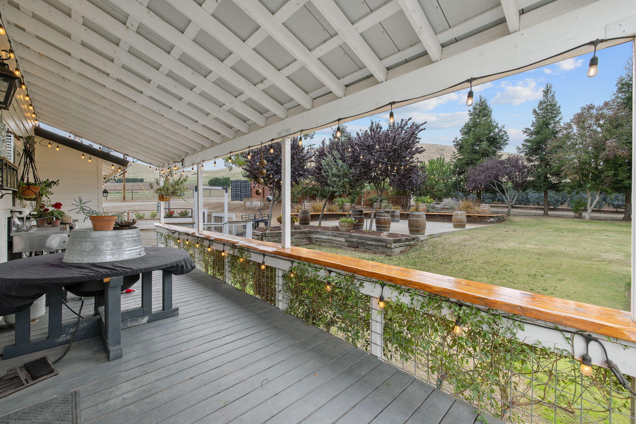 23166 Rd 238, Lindsay, CA 93247