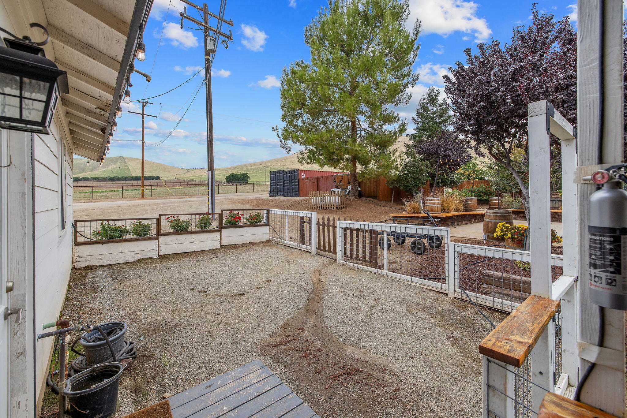 23166 Rd 238, Lindsay, CA 93247