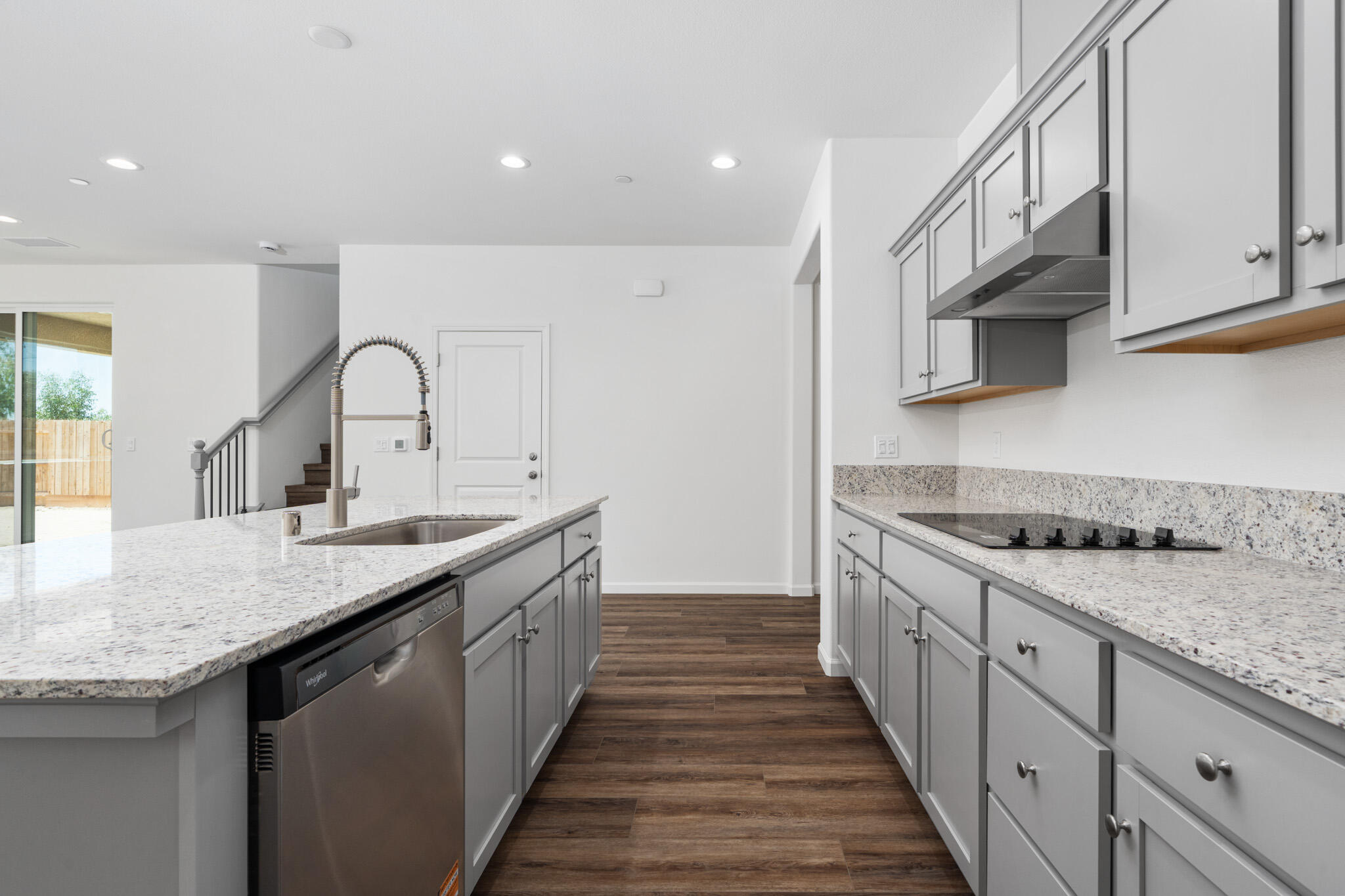 3131 Ryan Ave, Tulare, CA 93274