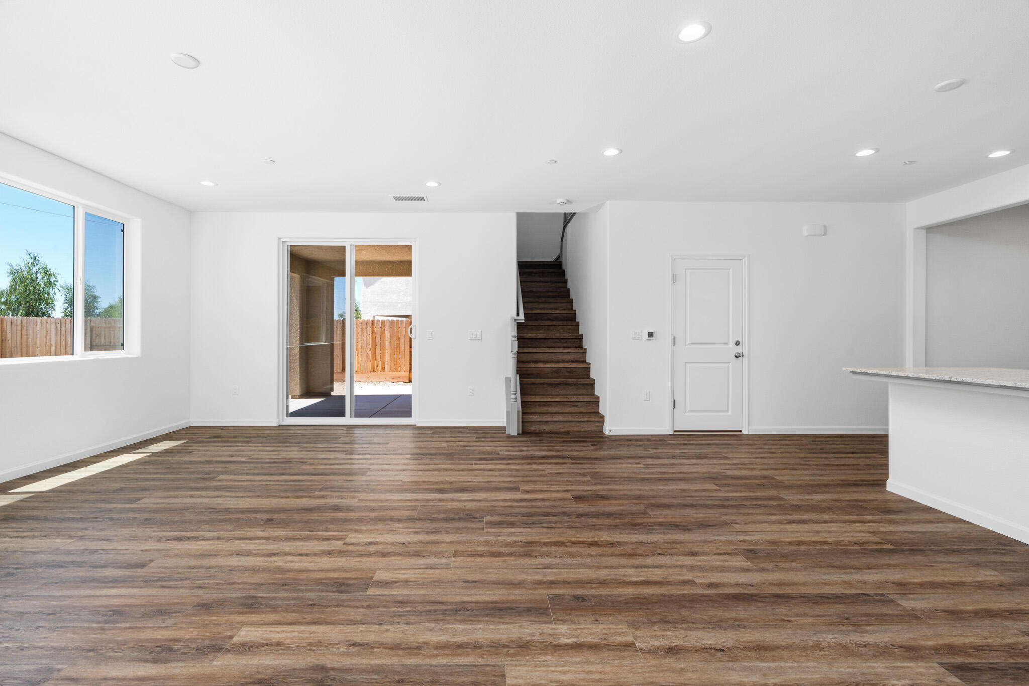 3131 Ryan Ave, Tulare, CA 93274