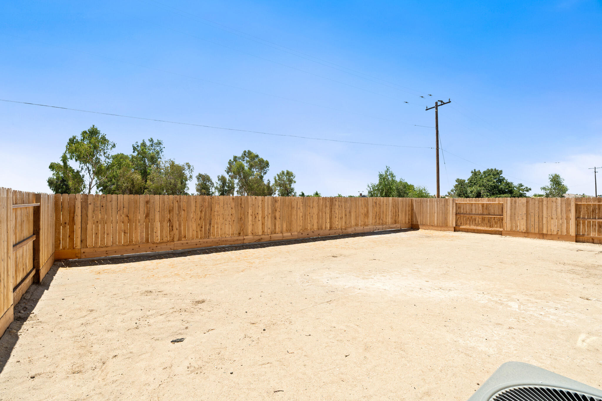 3131 Ryan Ave, Tulare, CA 93274
