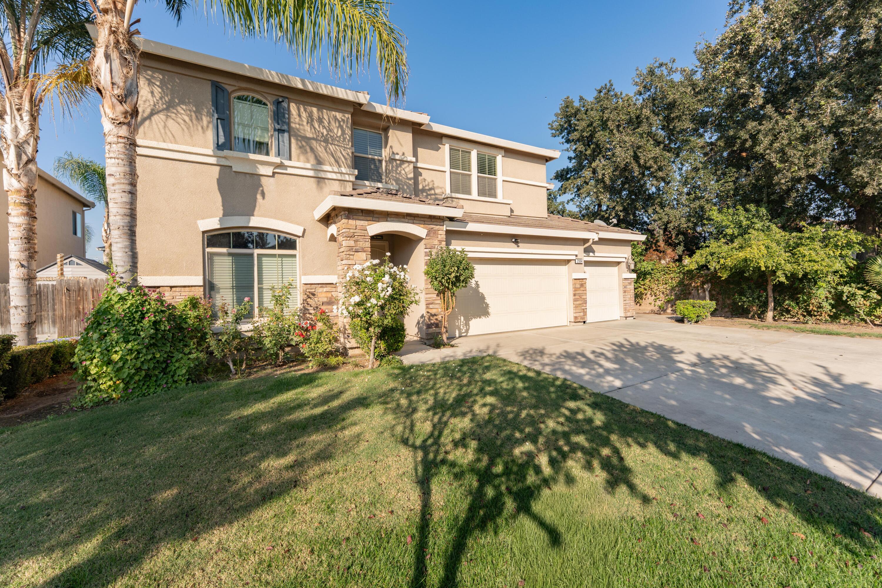 2994 Scoon Ct, Tulare, CA 93274
