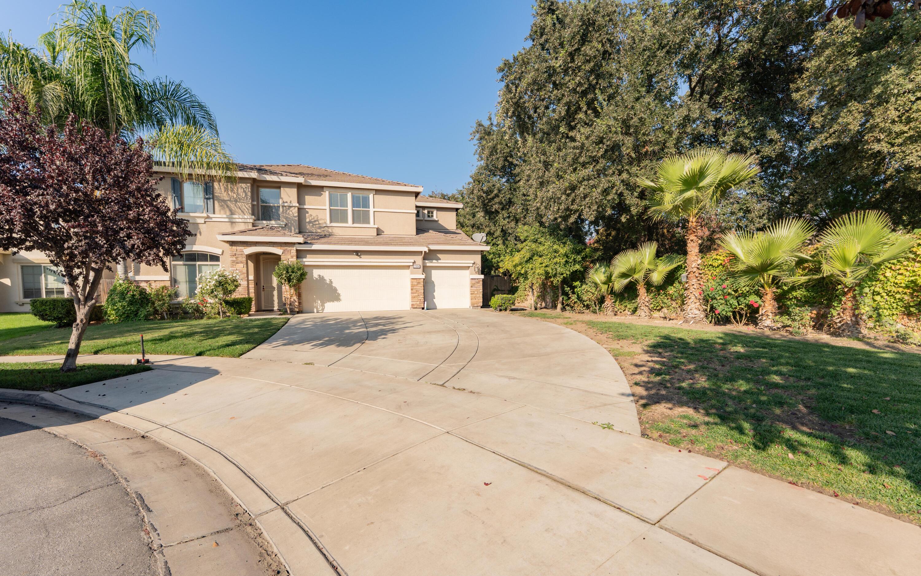 2994 Scoon Ct, Tulare, CA 93274