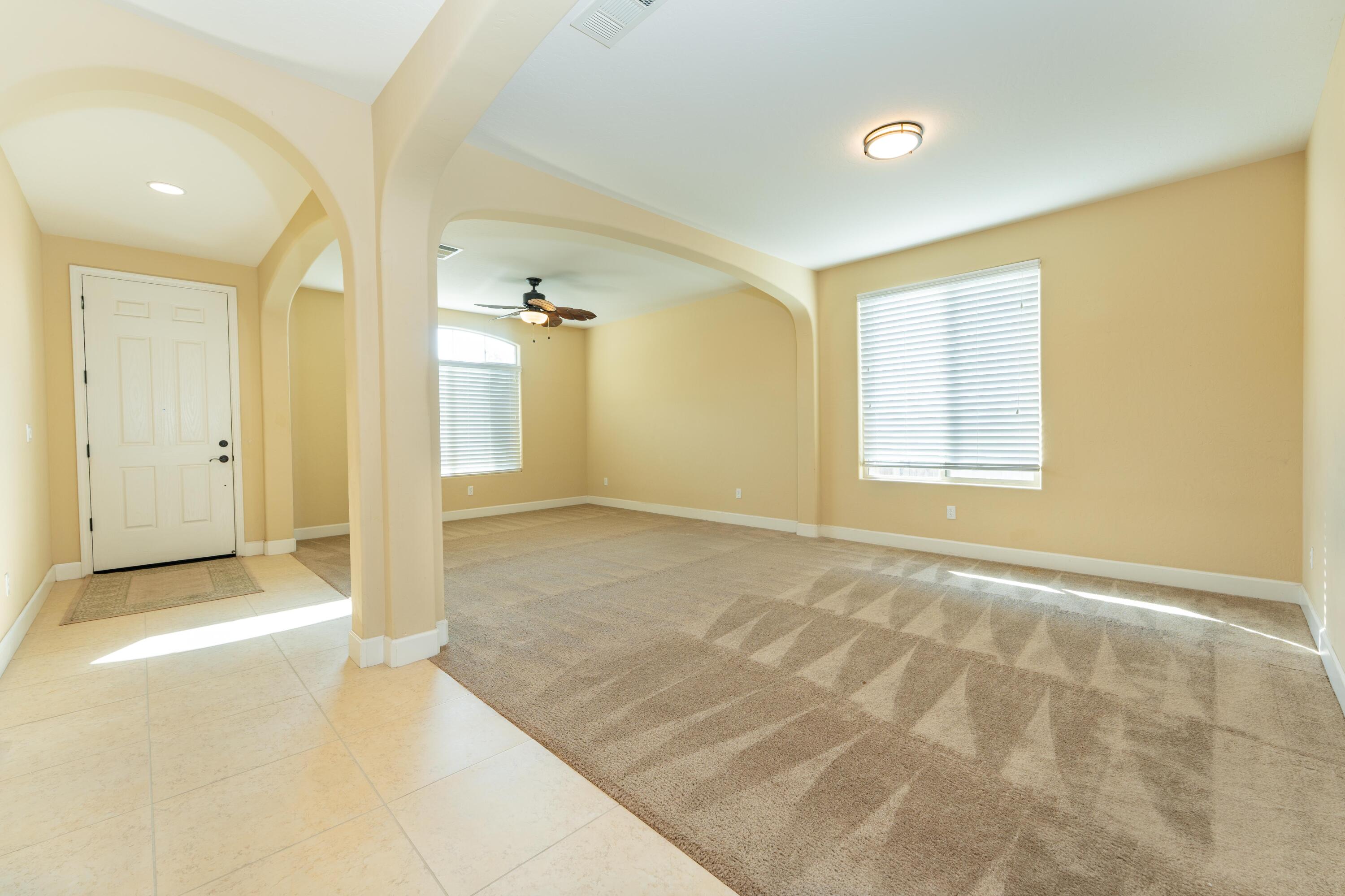 2994 Scoon Ct, Tulare, CA 93274