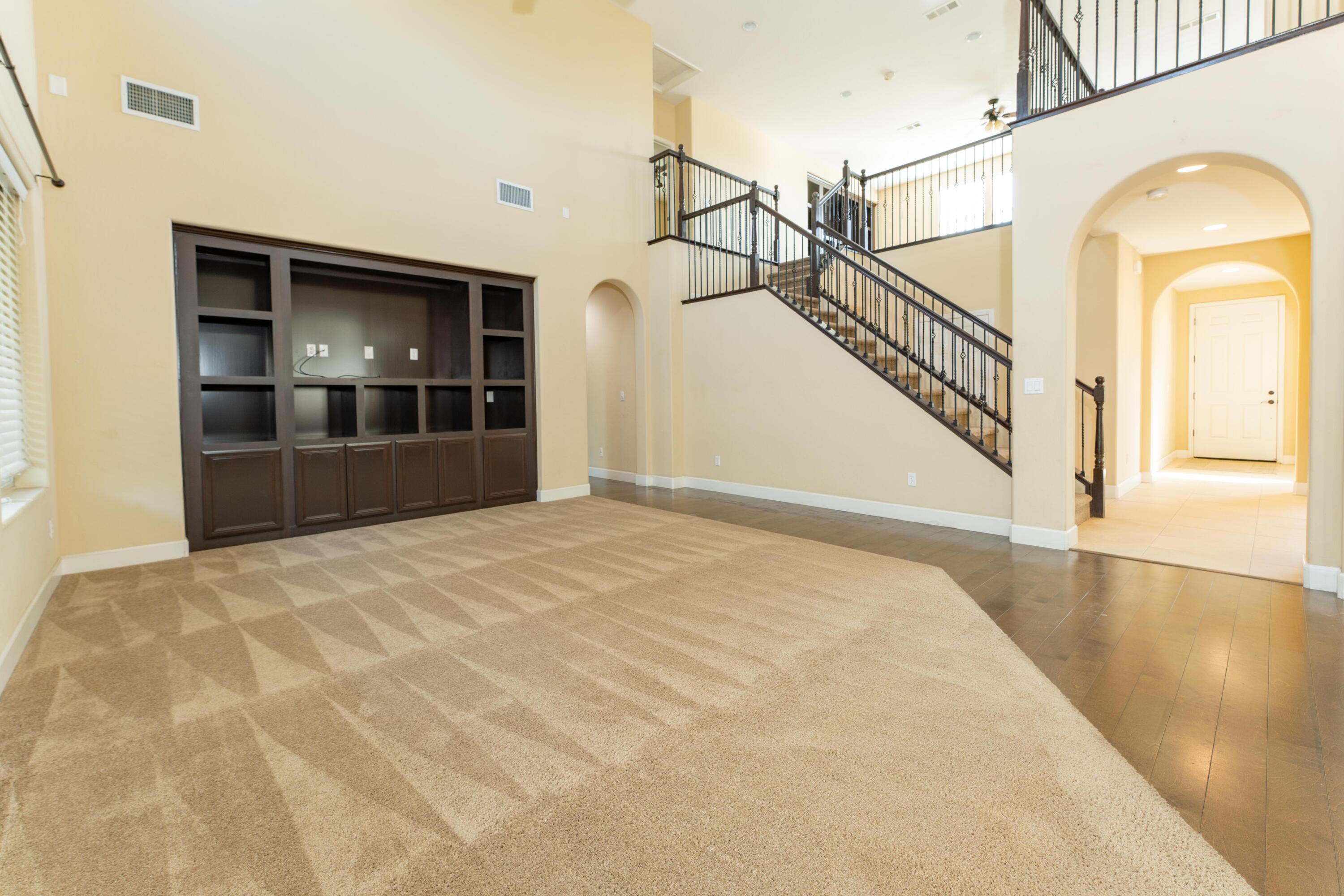 2994 Scoon Ct, Tulare, CA 93274