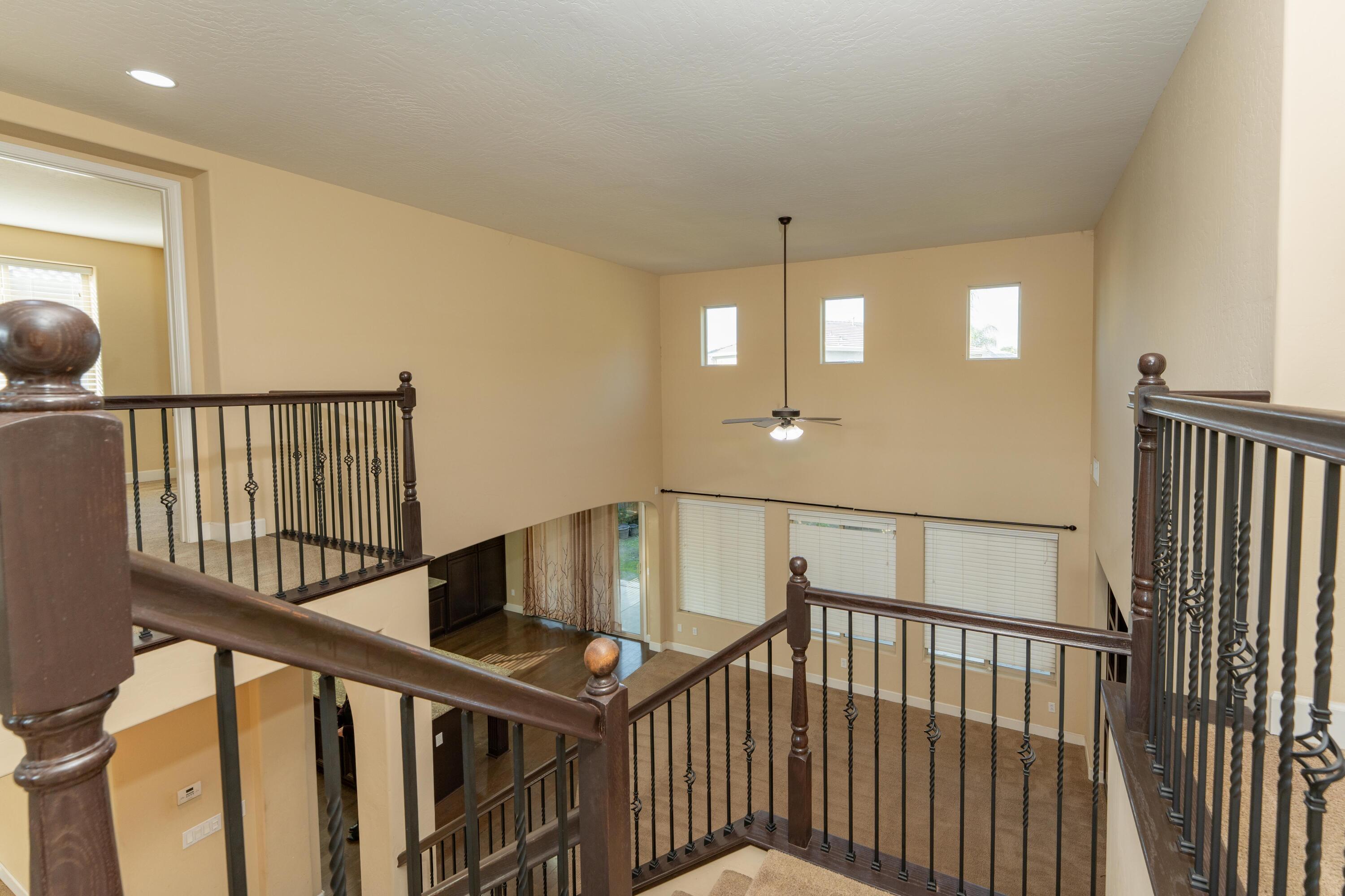 2994 Scoon Ct, Tulare, CA 93274