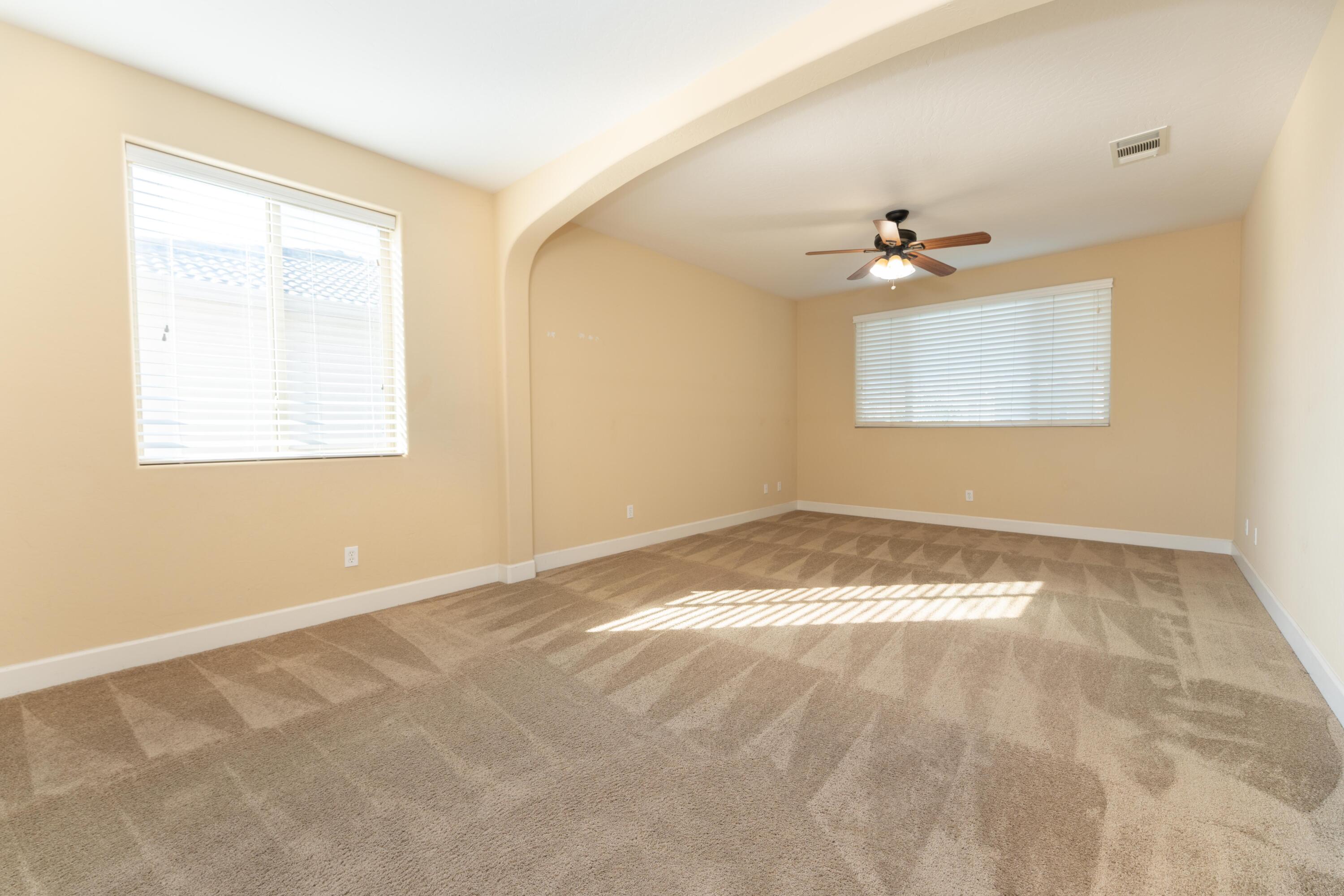 2994 Scoon Ct, Tulare, CA 93274