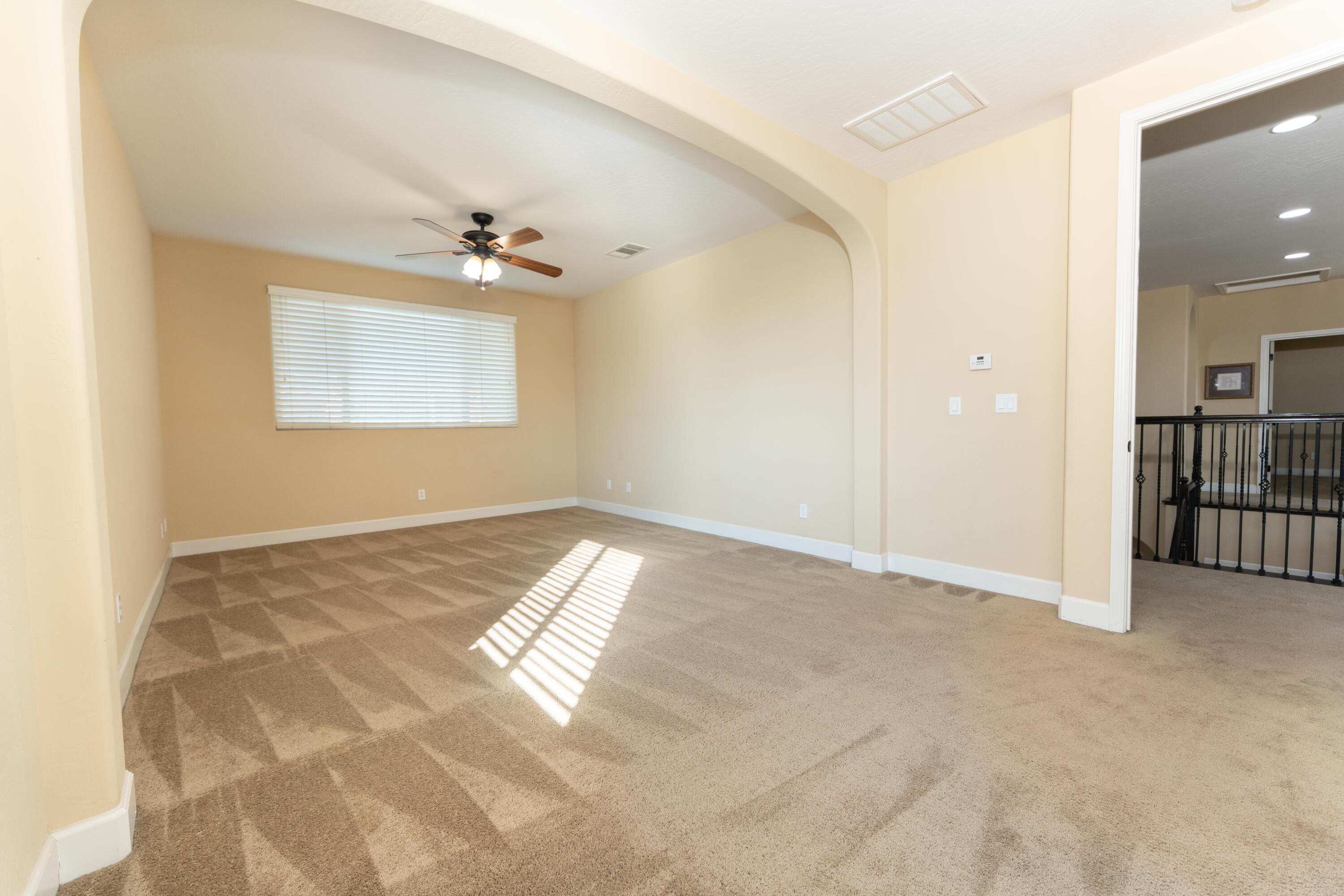 2994 Scoon Ct, Tulare, CA 93274