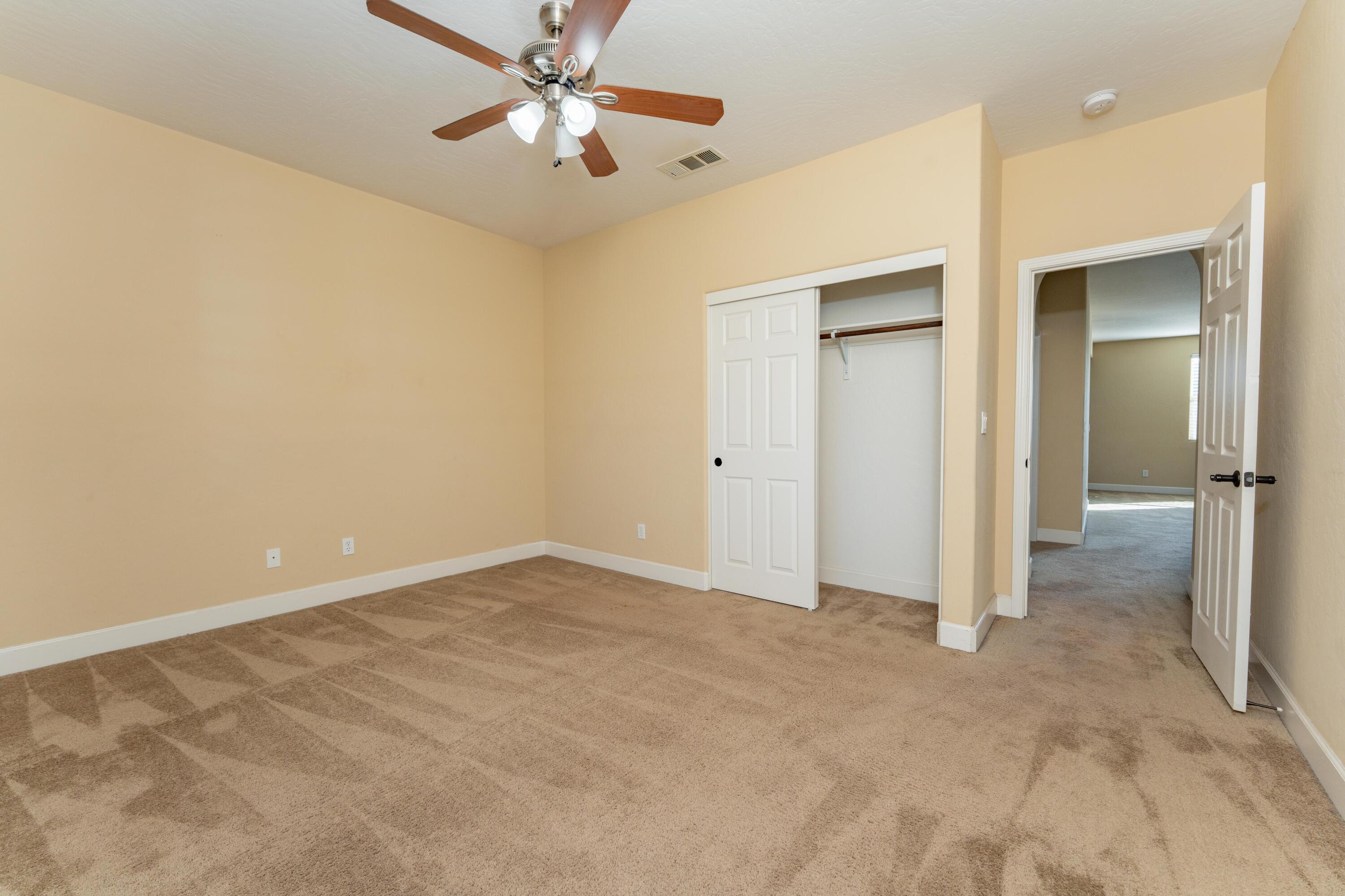 2994 Scoon Ct, Tulare, CA 93274