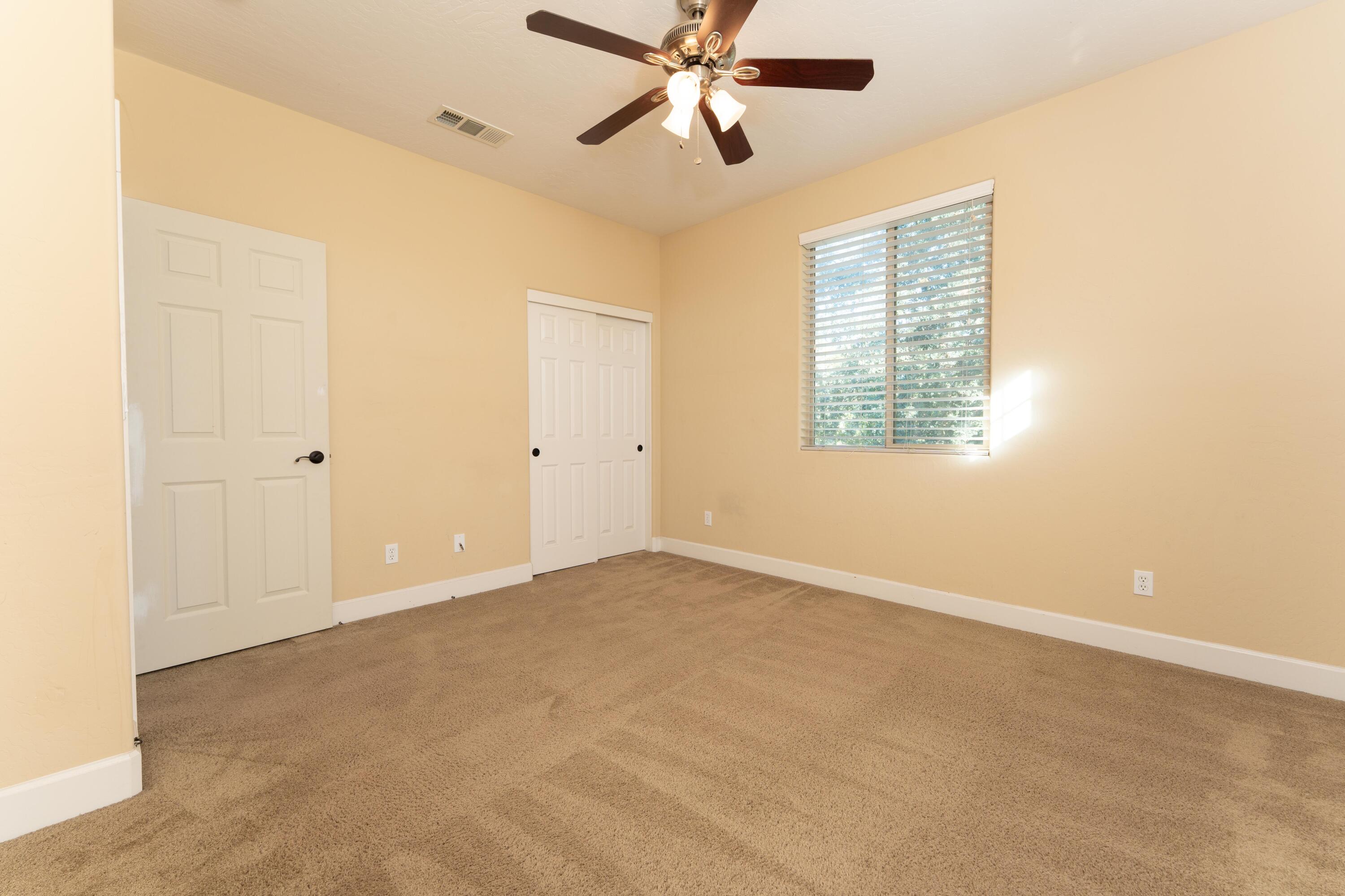 2994 Scoon Ct, Tulare, CA 93274