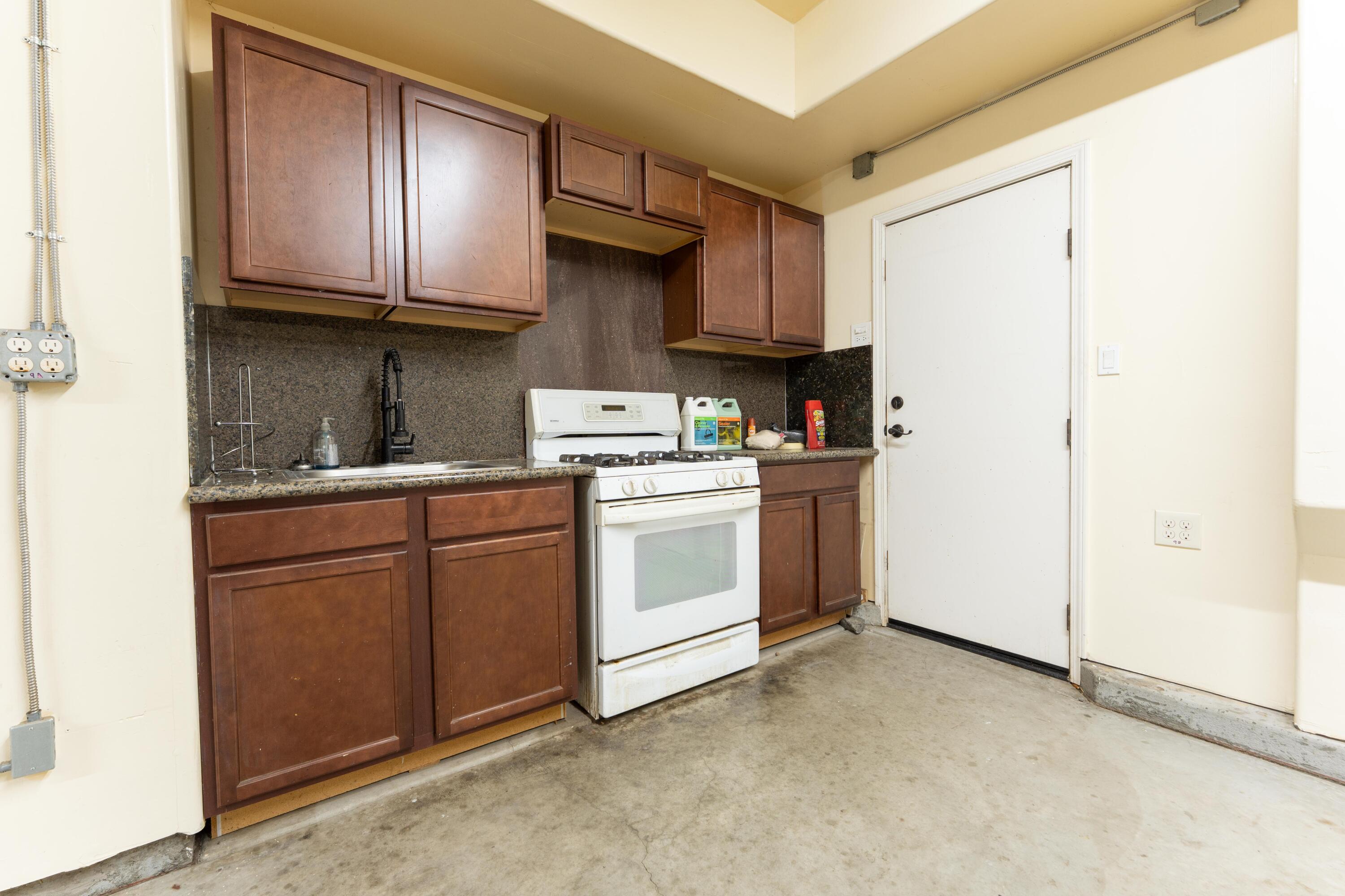 2994 Scoon Ct, Tulare, CA 93274