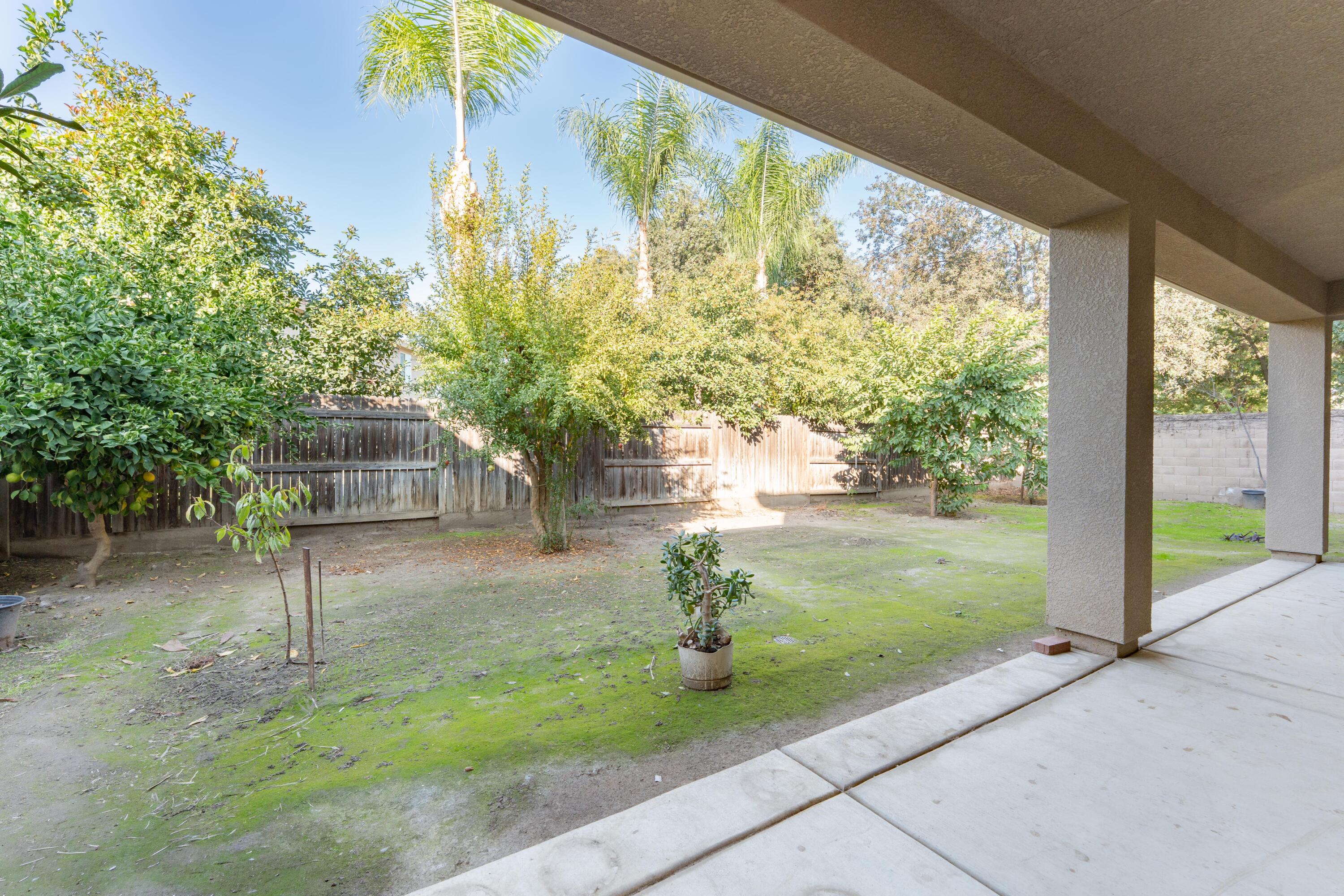 2994 Scoon Ct, Tulare, CA 93274