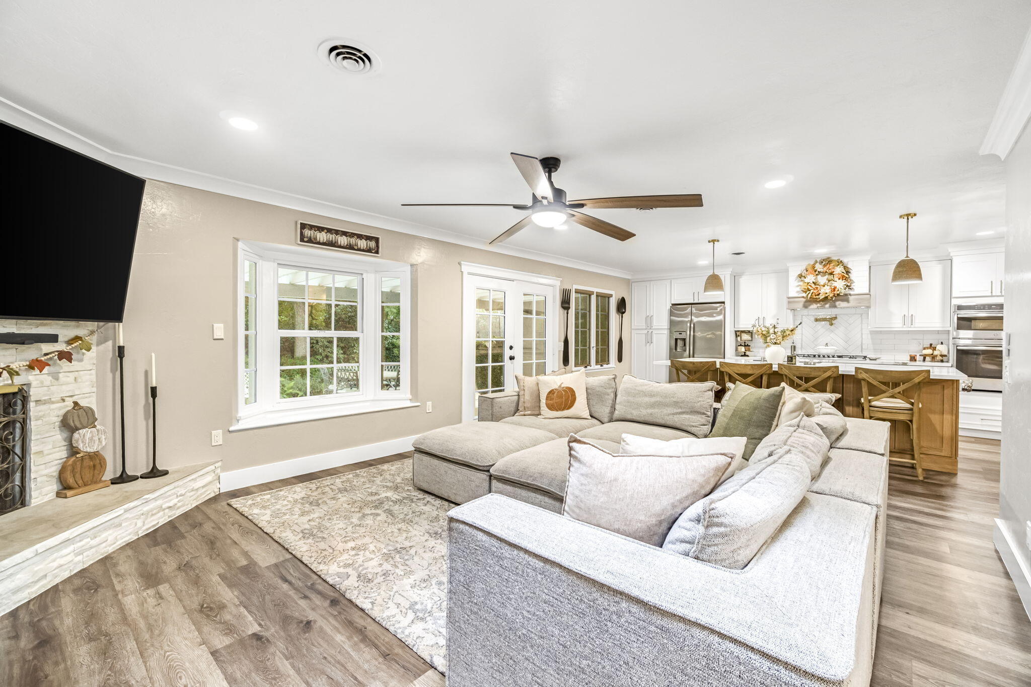 1103 S Linda Vista St, Visalia, CA 93277