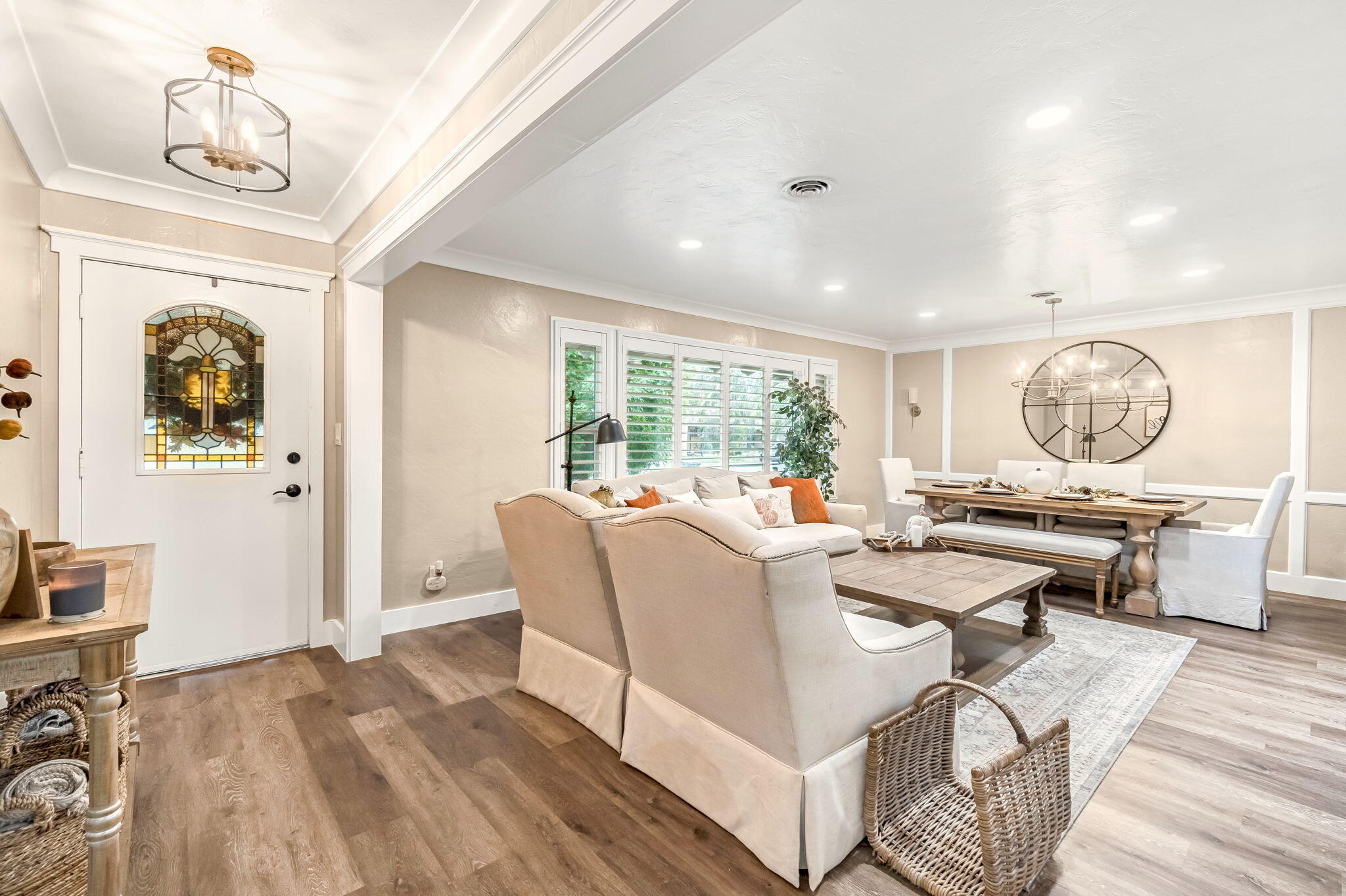 1103 S Linda Vista St, Visalia, CA 93277