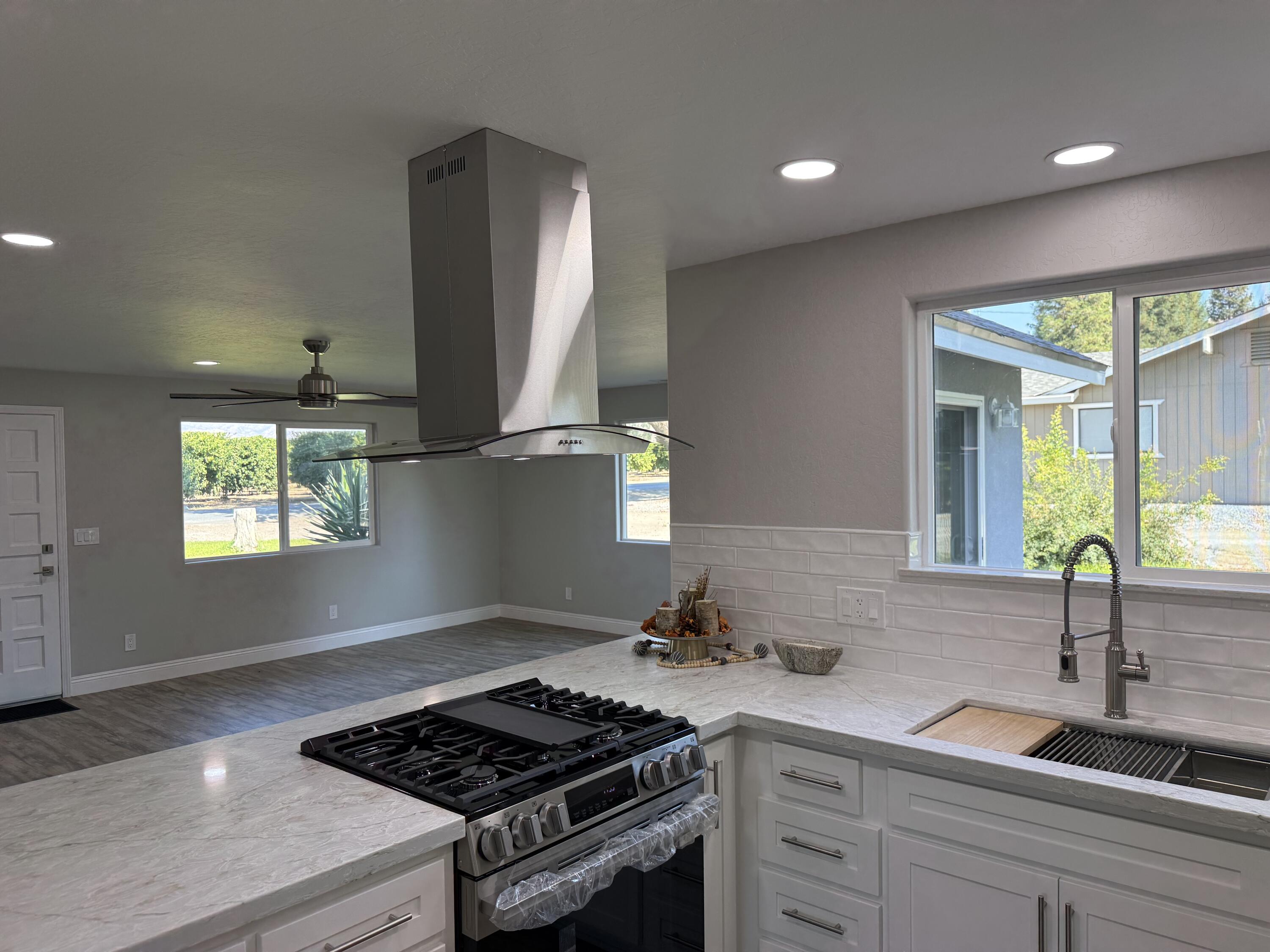 24323 Ave 324, Lemon Cove, CA 93244