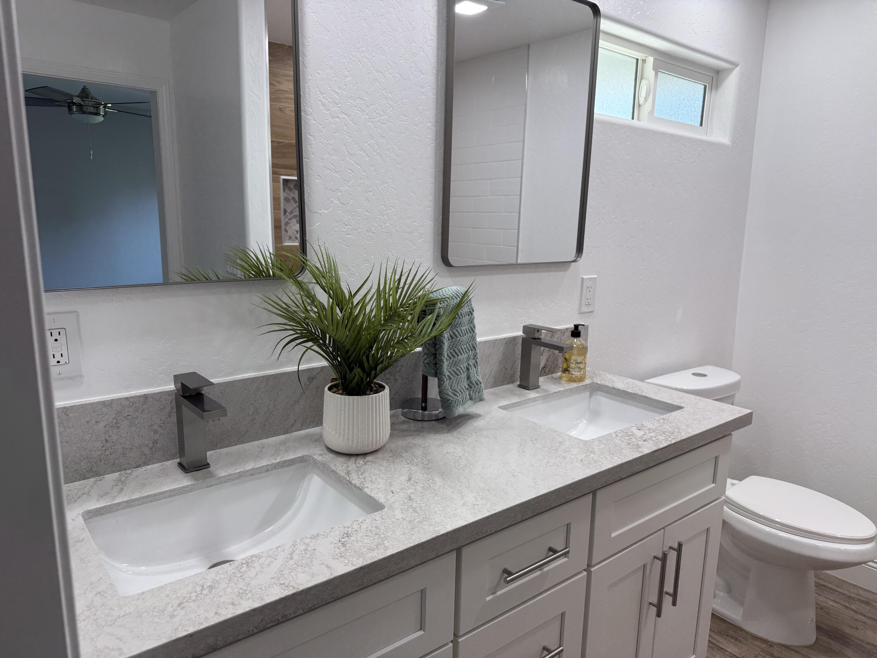 24323 Ave 324, Lemon Cove, CA 93244