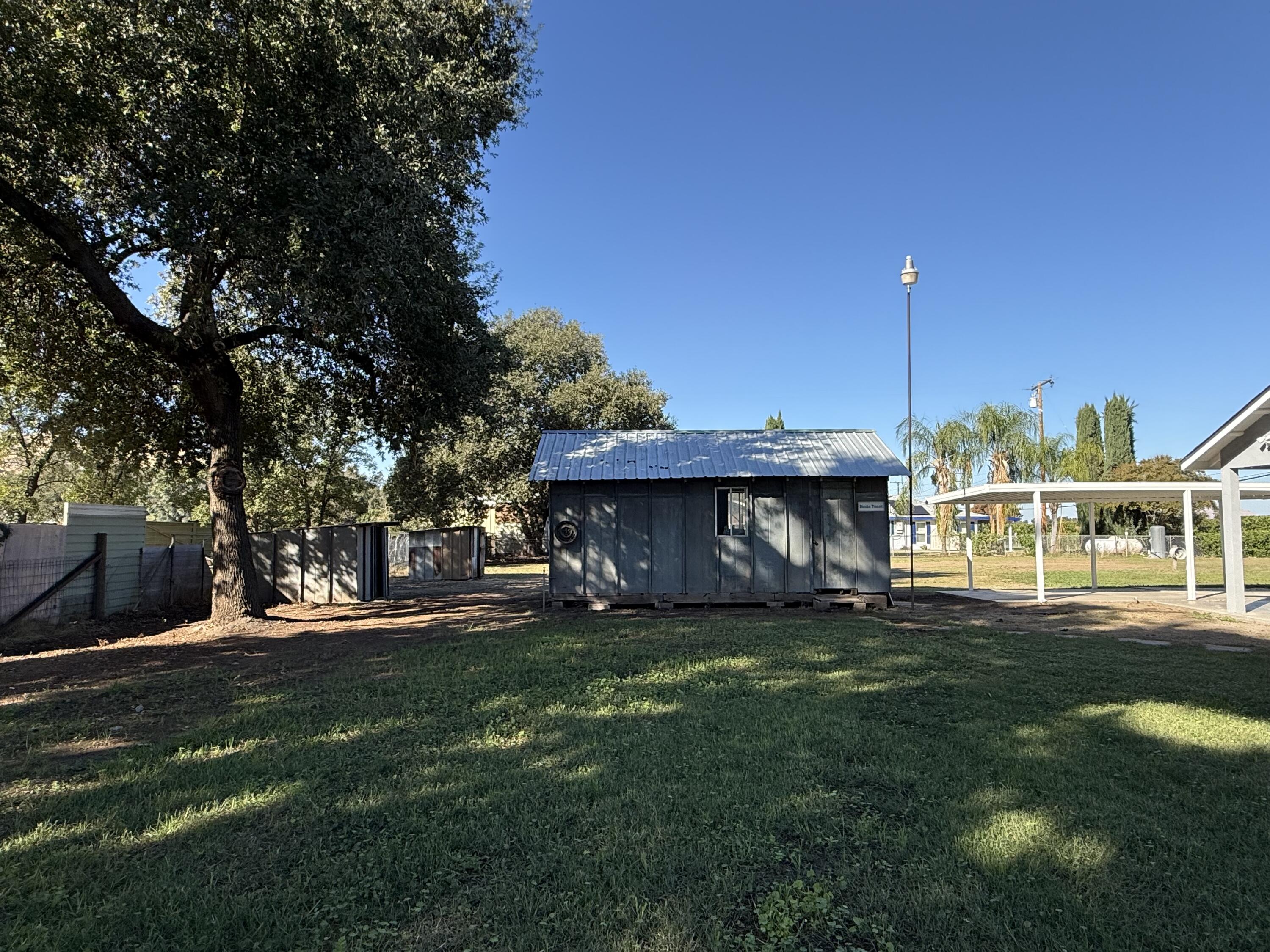 24323 Ave 324, Lemon Cove, CA 93244