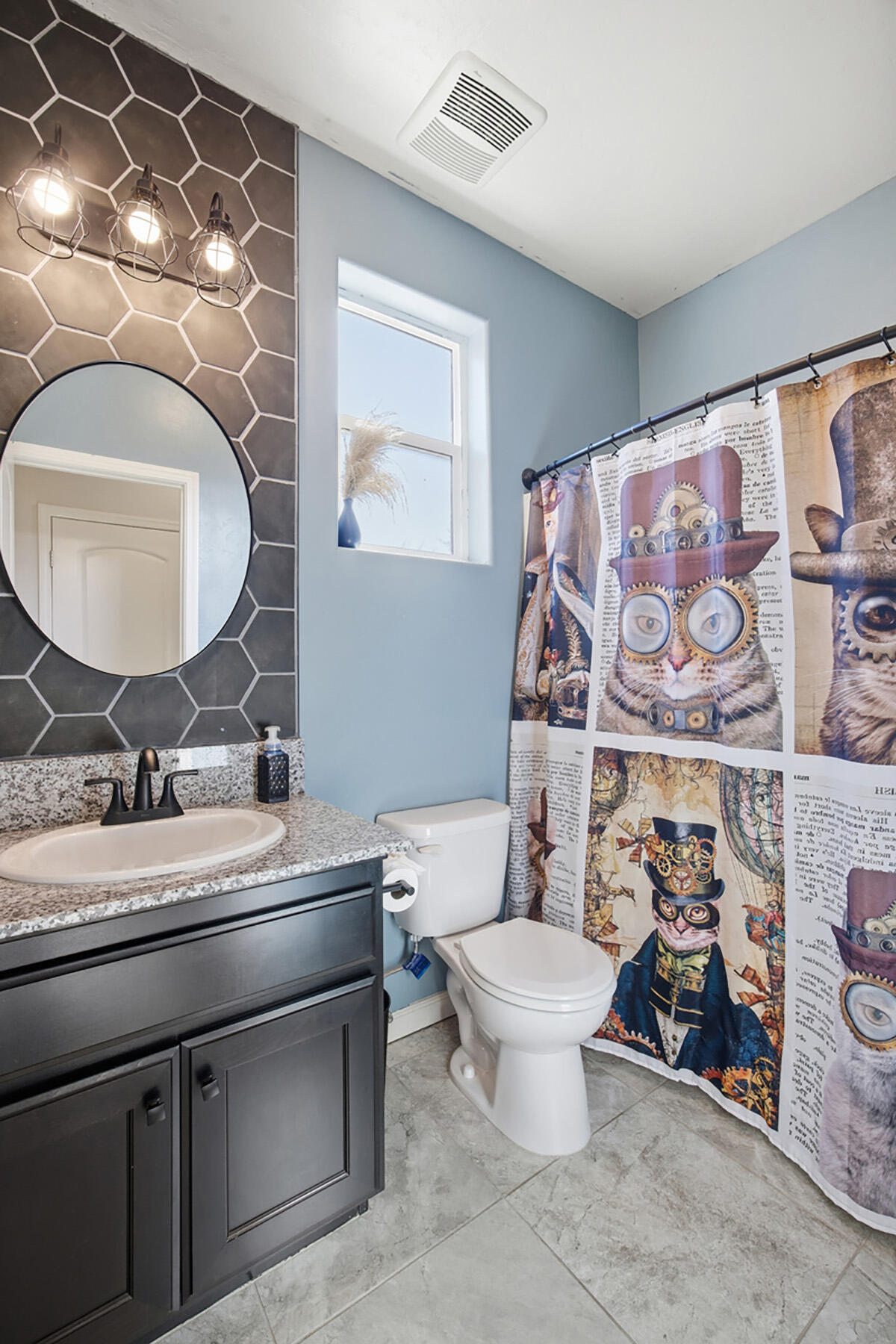 3039 Britannia St, Tulare, CA 93274