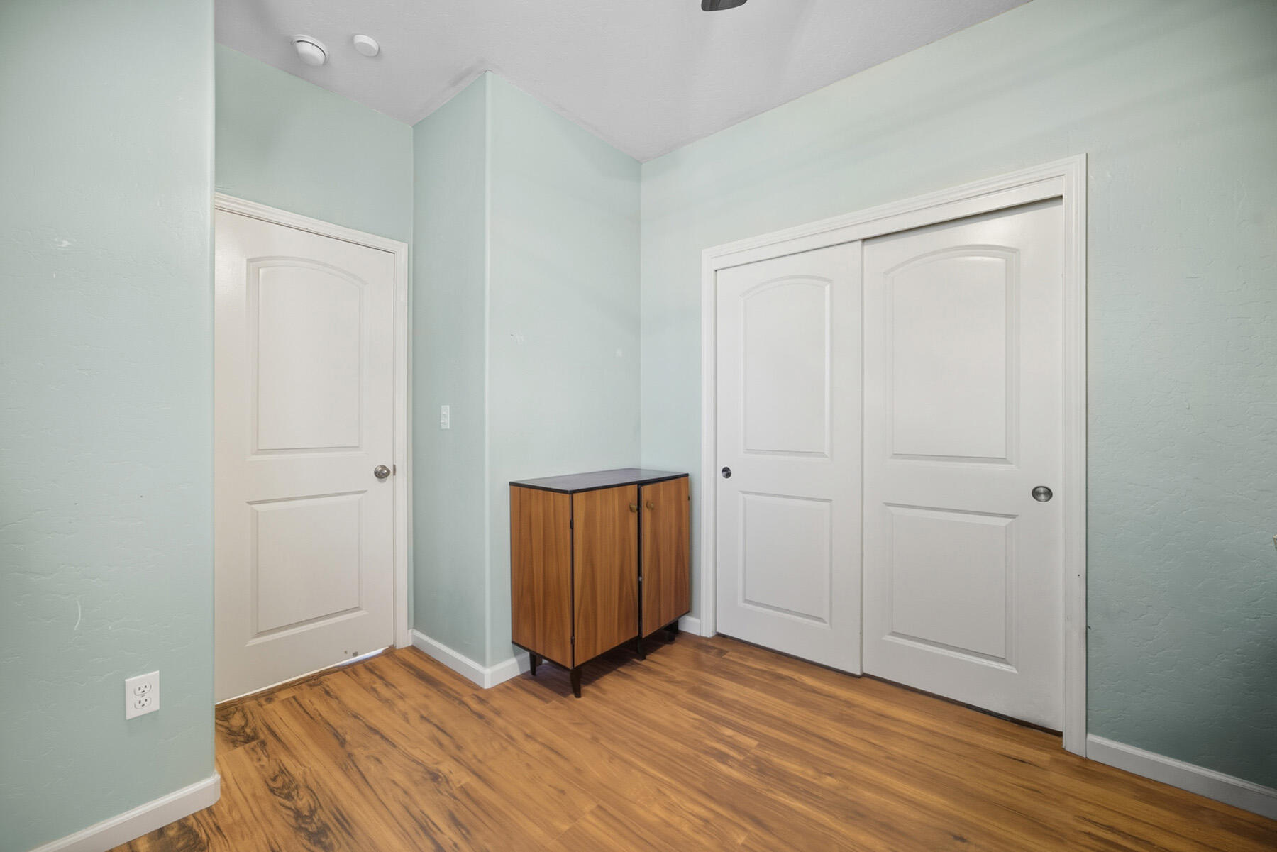 3039 Britannia St, Tulare, CA 93274