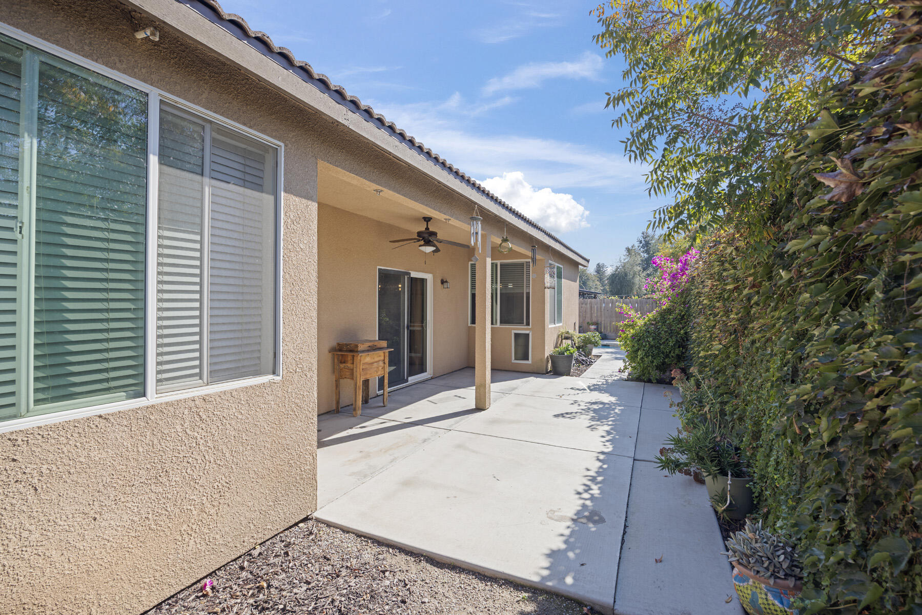 3039 Britannia St, Tulare, CA 93274