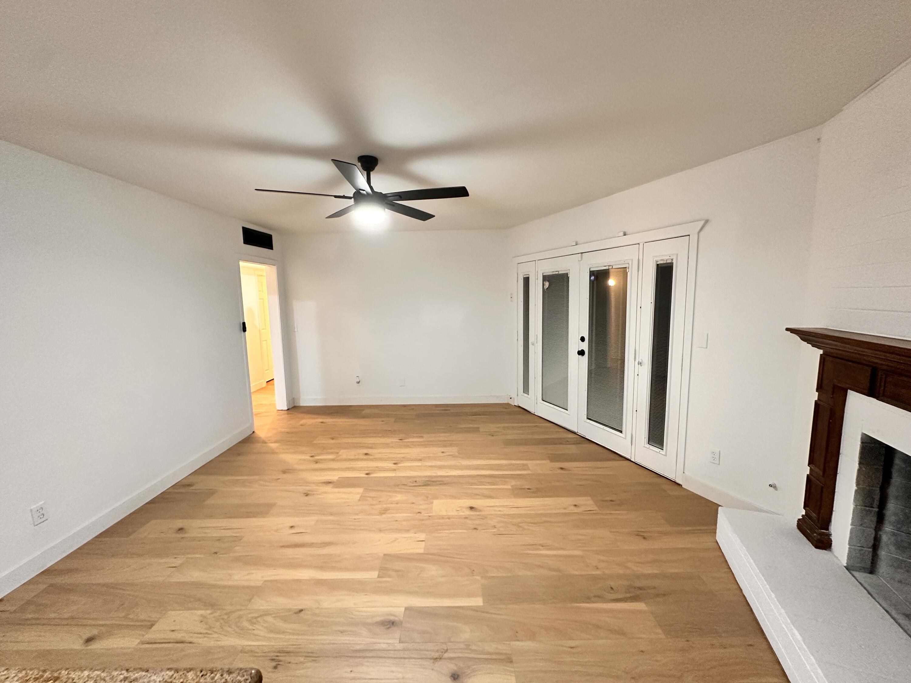 901 Paloma St, Bakersfield, CA 93304