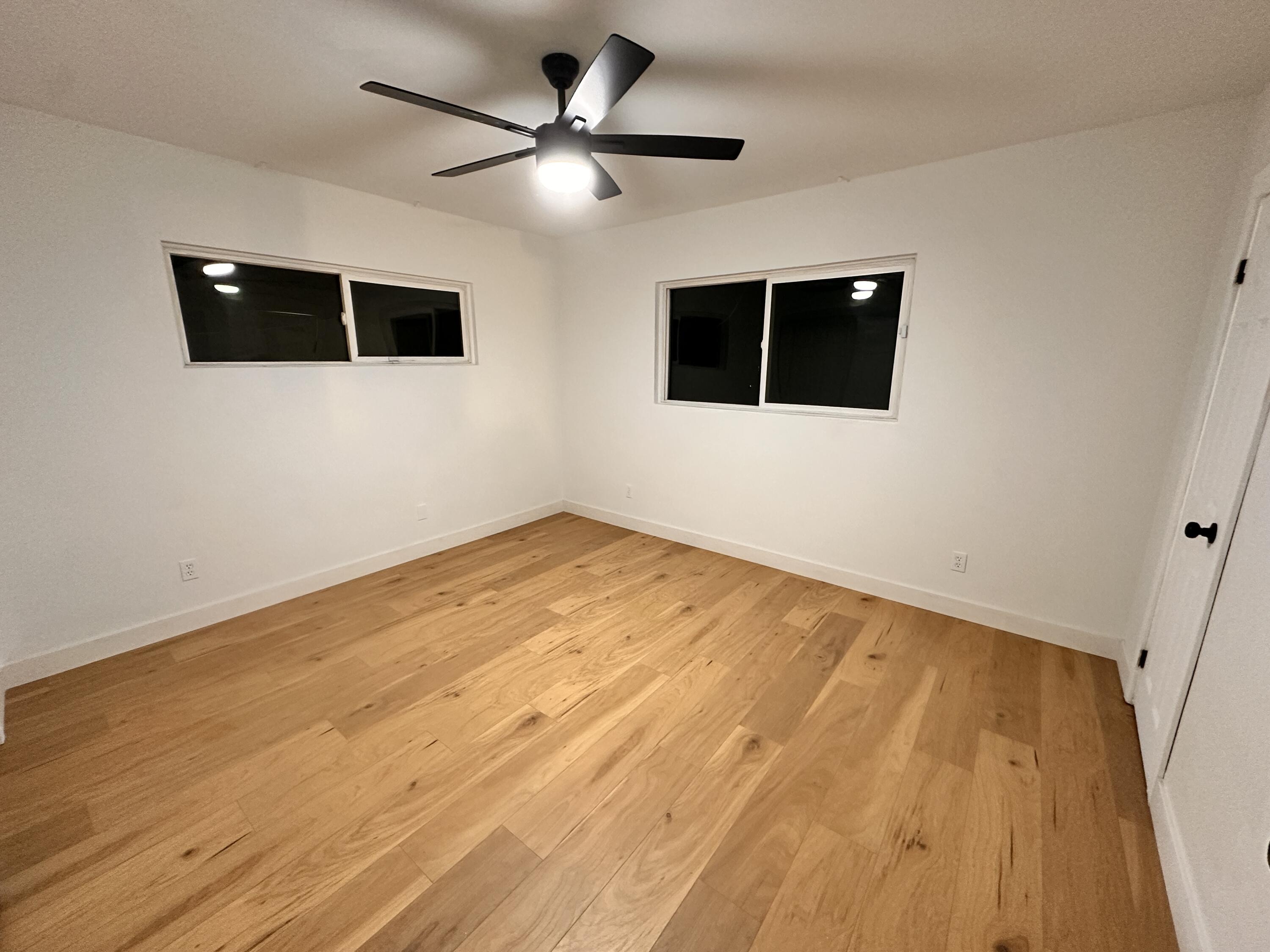 901 Paloma St, Bakersfield, CA 93304