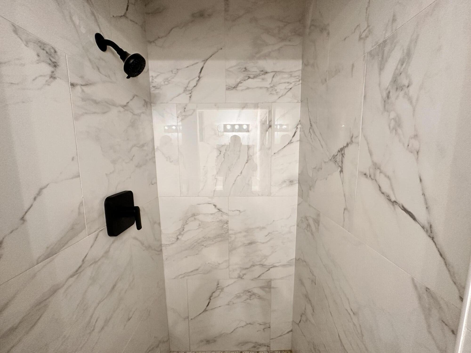 901 Paloma St, Bakersfield, CA 93304