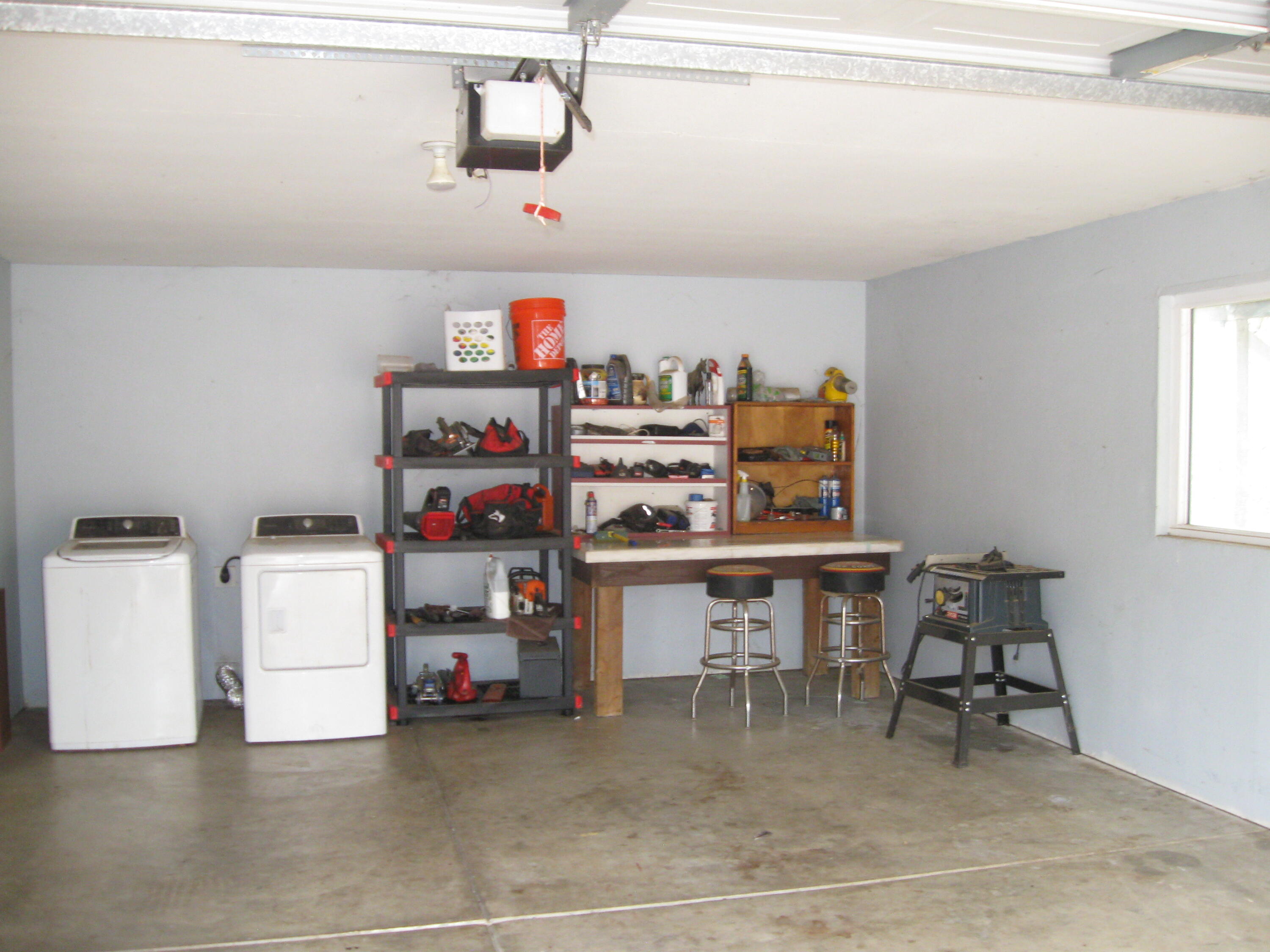 35548 Hummingbird Ln, Yokuts Valley, CA 93675