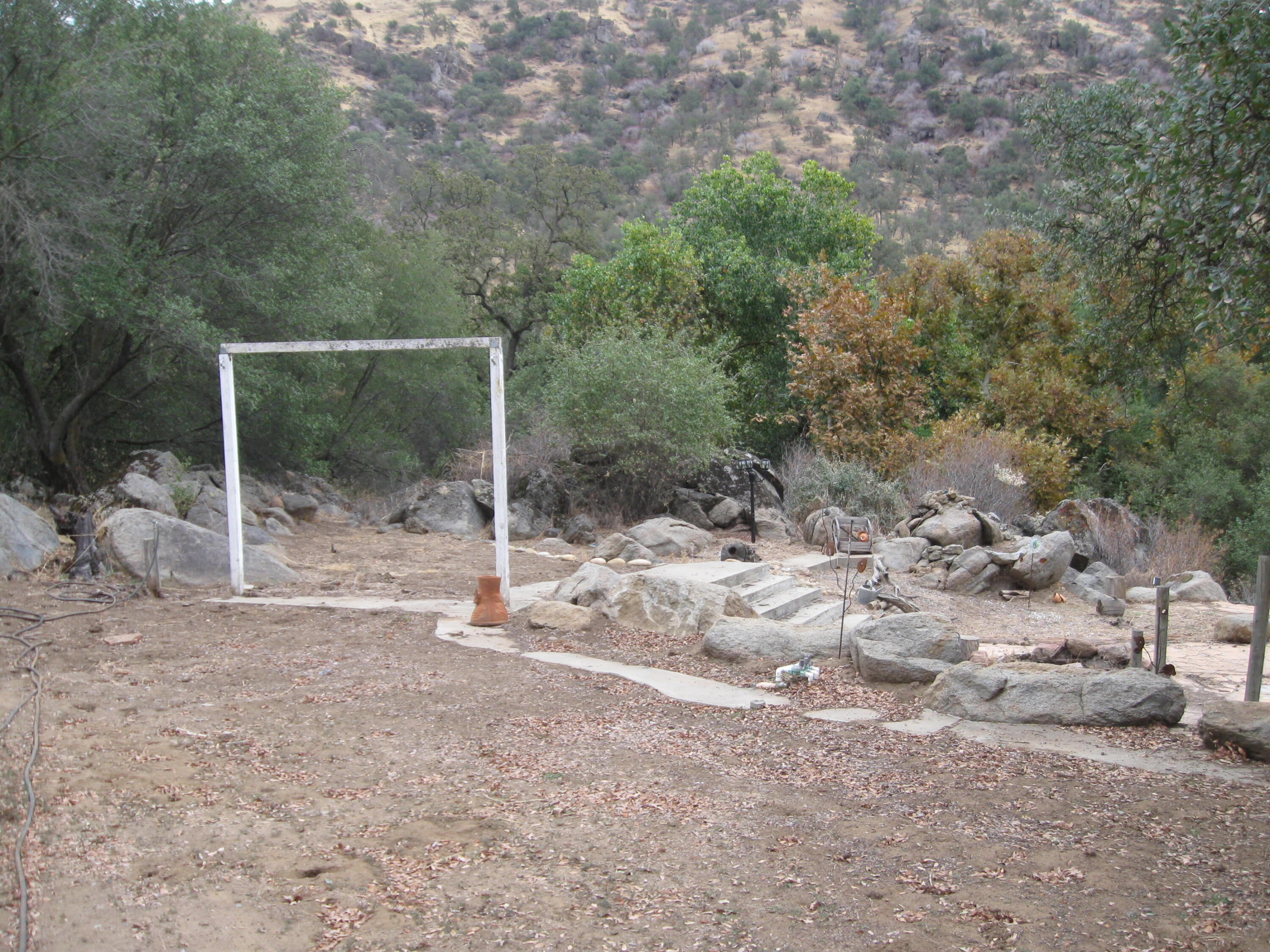 35548 Hummingbird Ln, Yokuts Valley, CA 93675