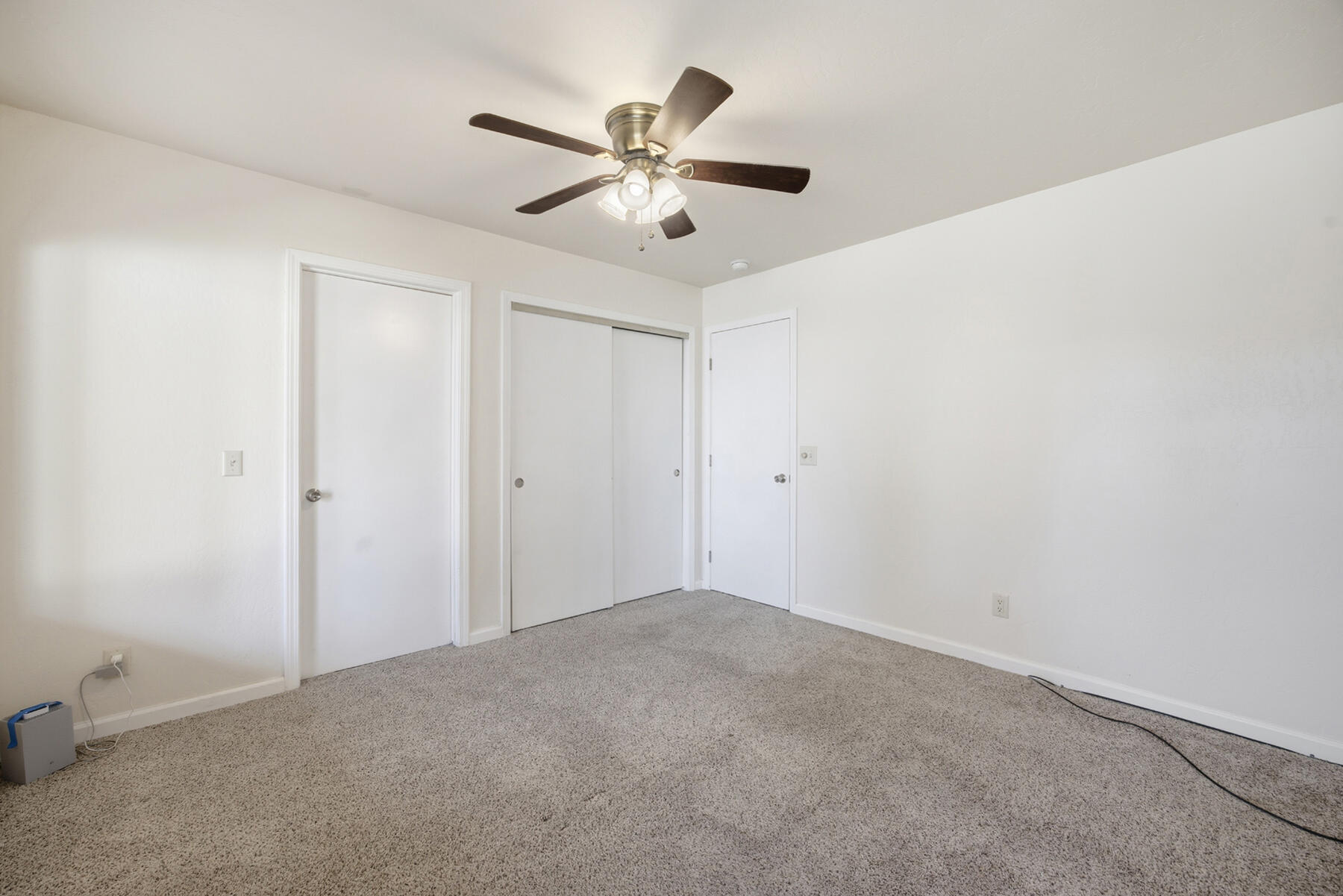 1209 N N Gem St, Tulare, CA 93274