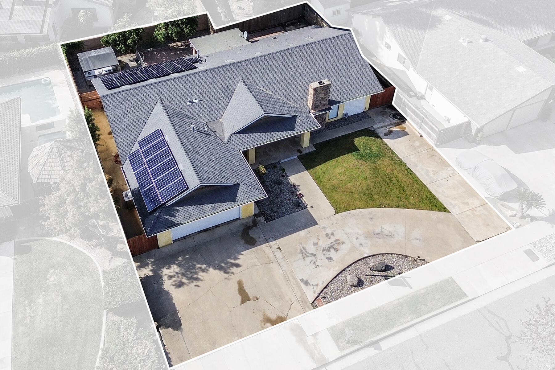 1209 N N Gem St, Tulare, CA 93274