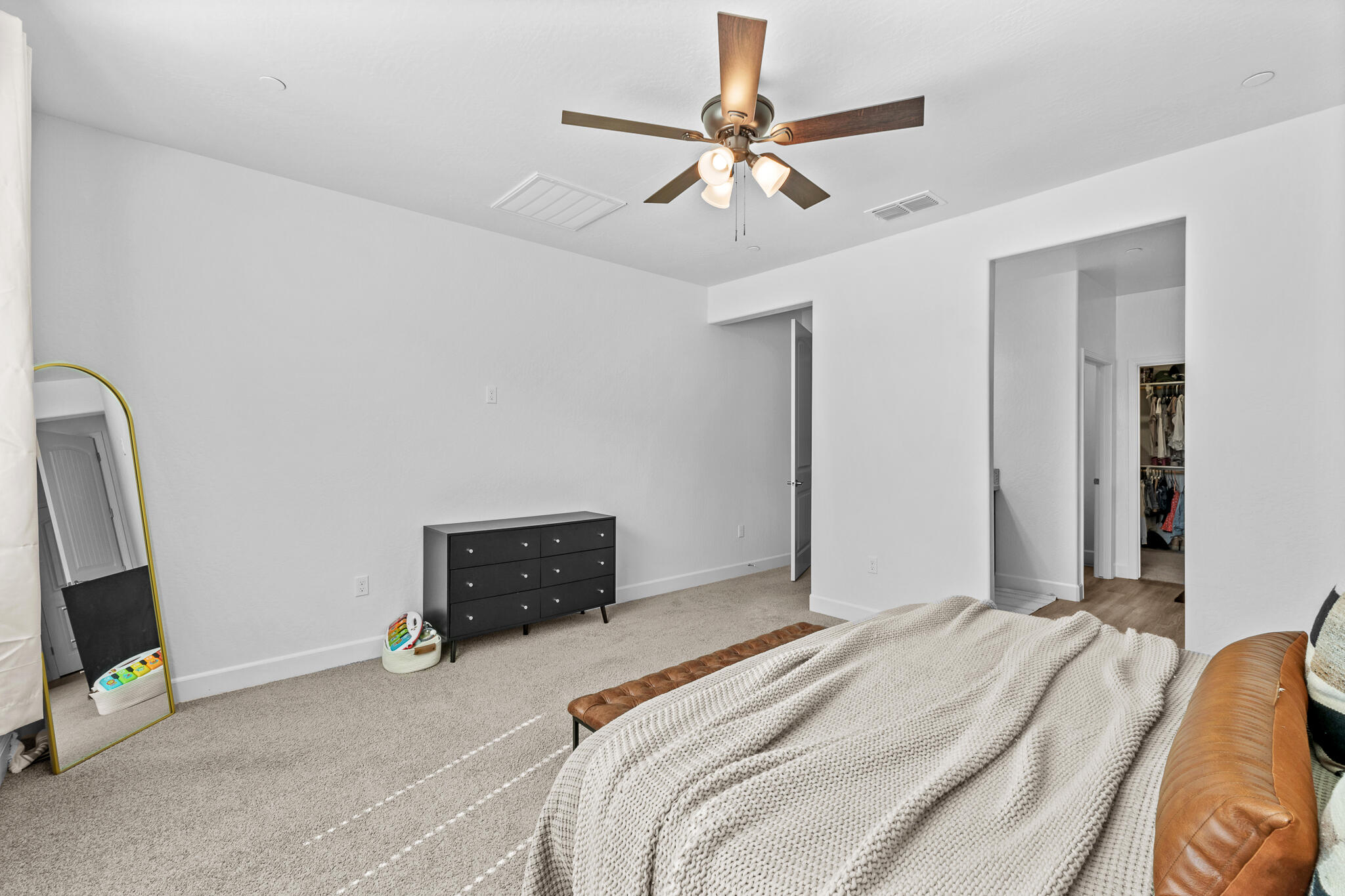 179 Ocean Ct, Tulare, CA 93274