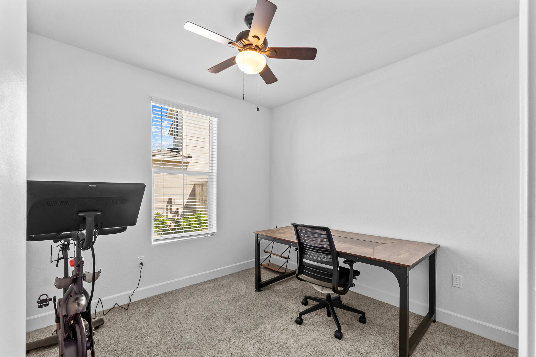 179 Ocean Ct, Tulare, CA 93274