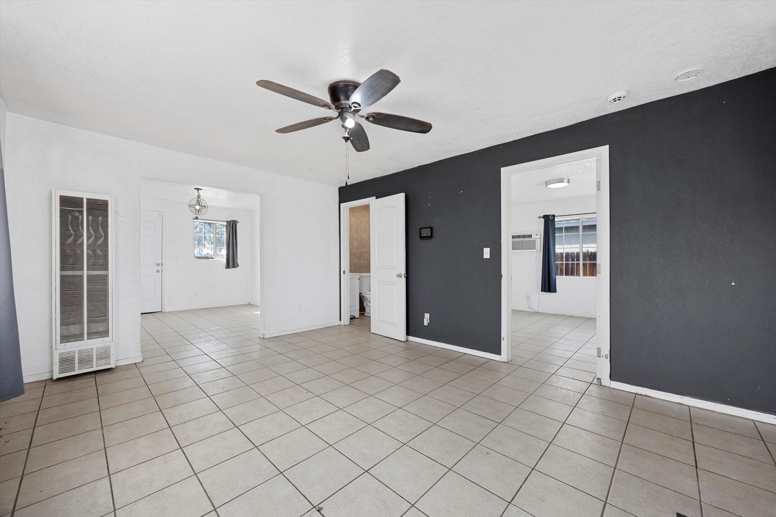 1425 Murdock St, Bakersfield, CA 93307