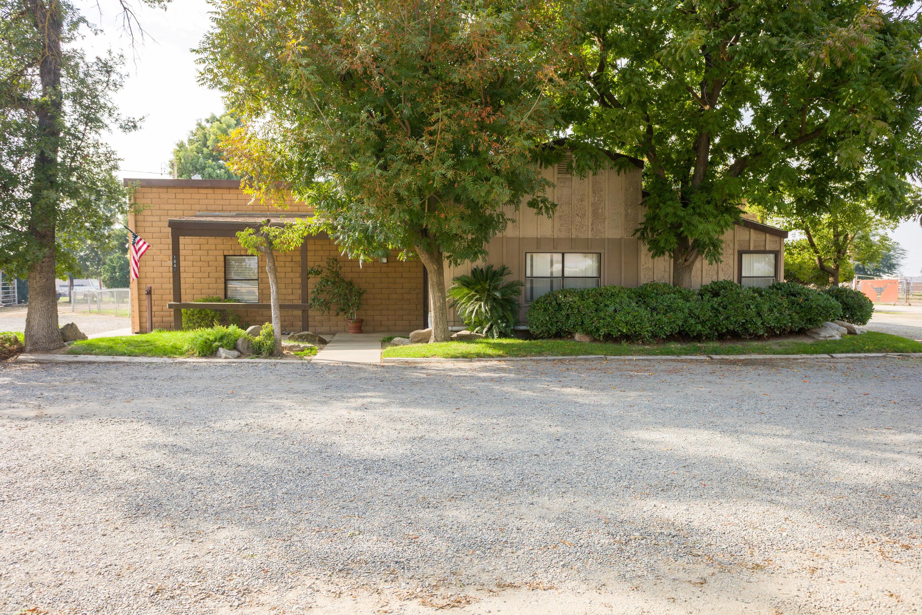 1841 N Westwood St, Porterville, CA 93257