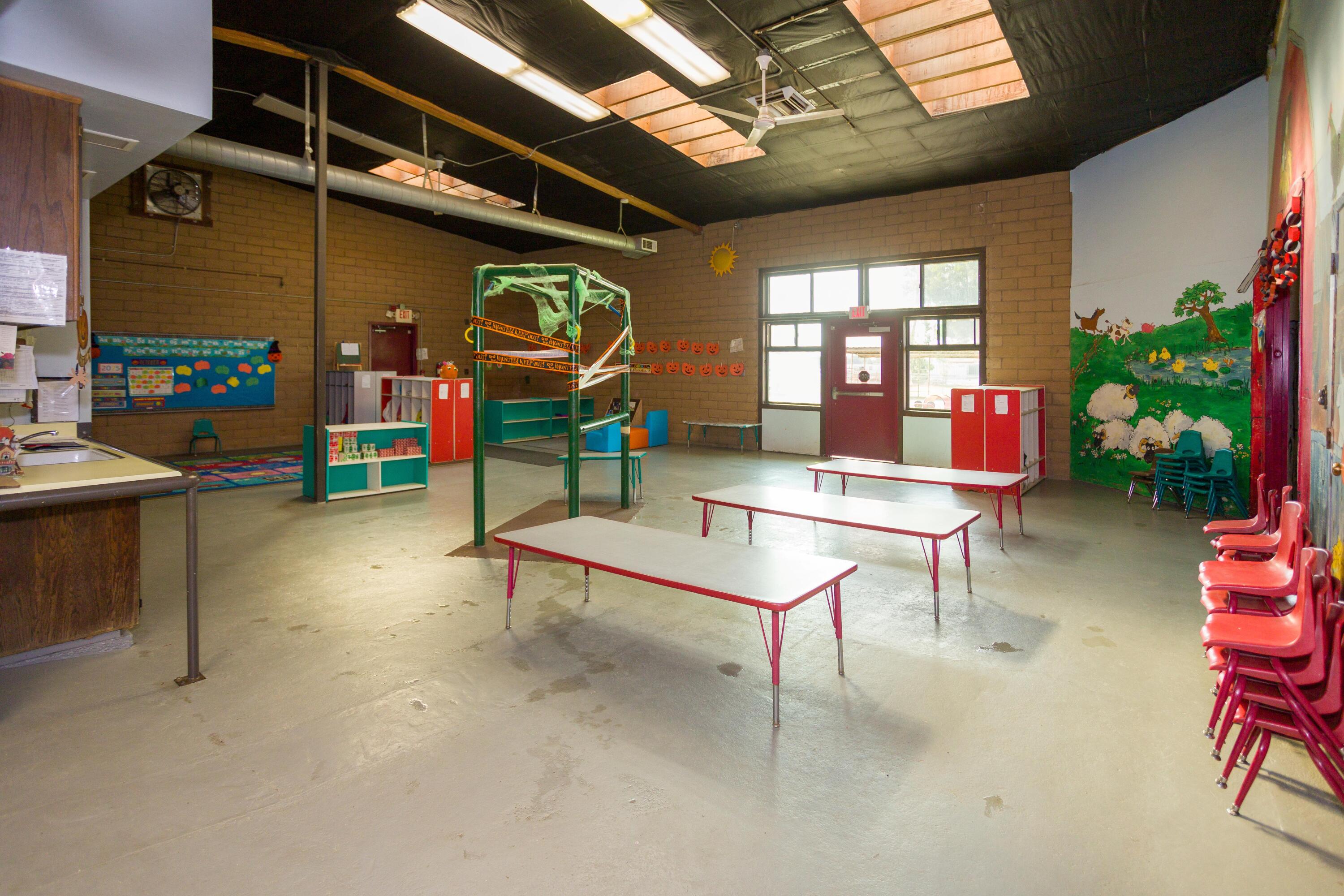 1841 N Westwood St, Porterville, CA 93257