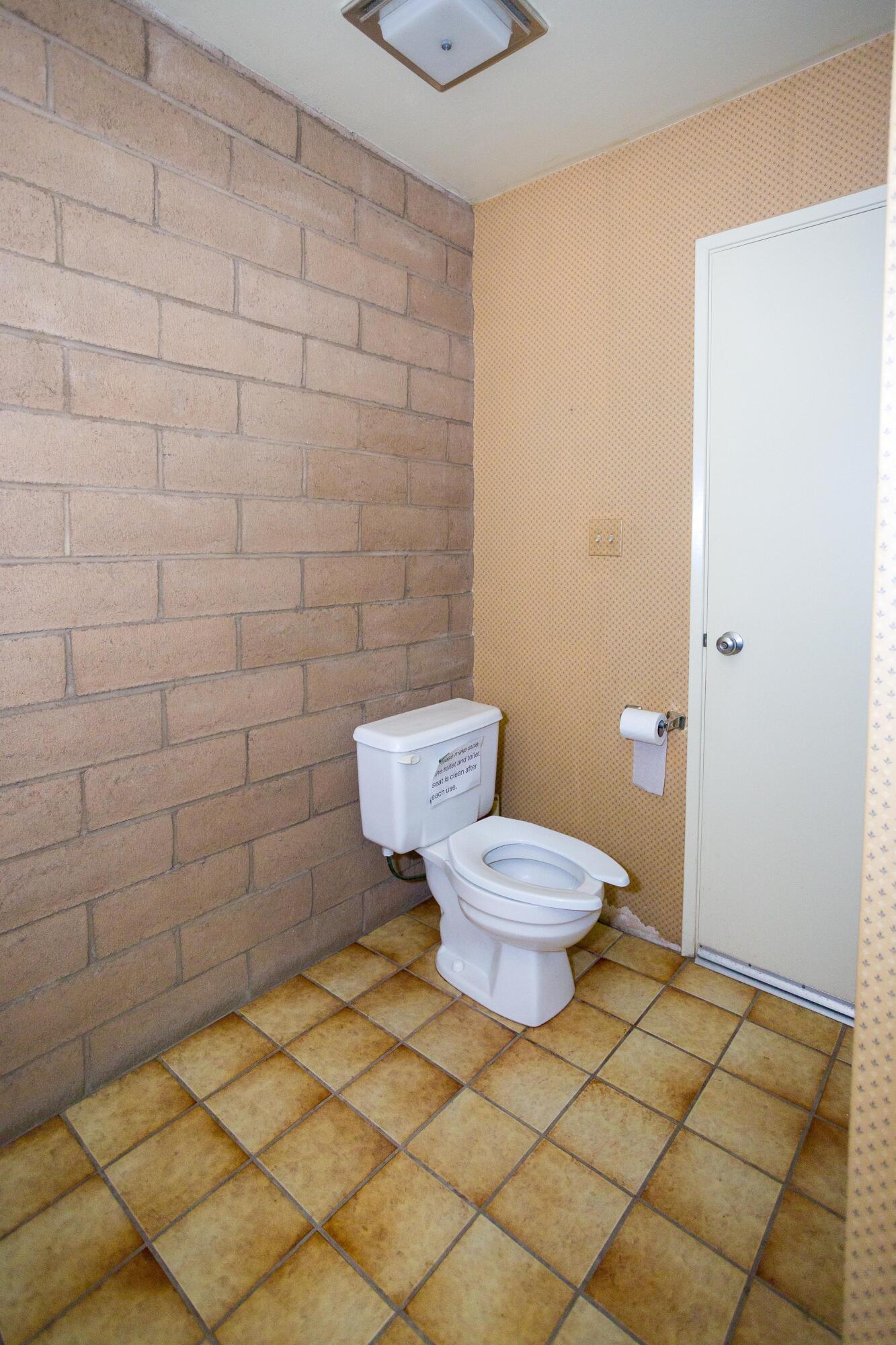 1841 N Westwood St, Porterville, CA 93257