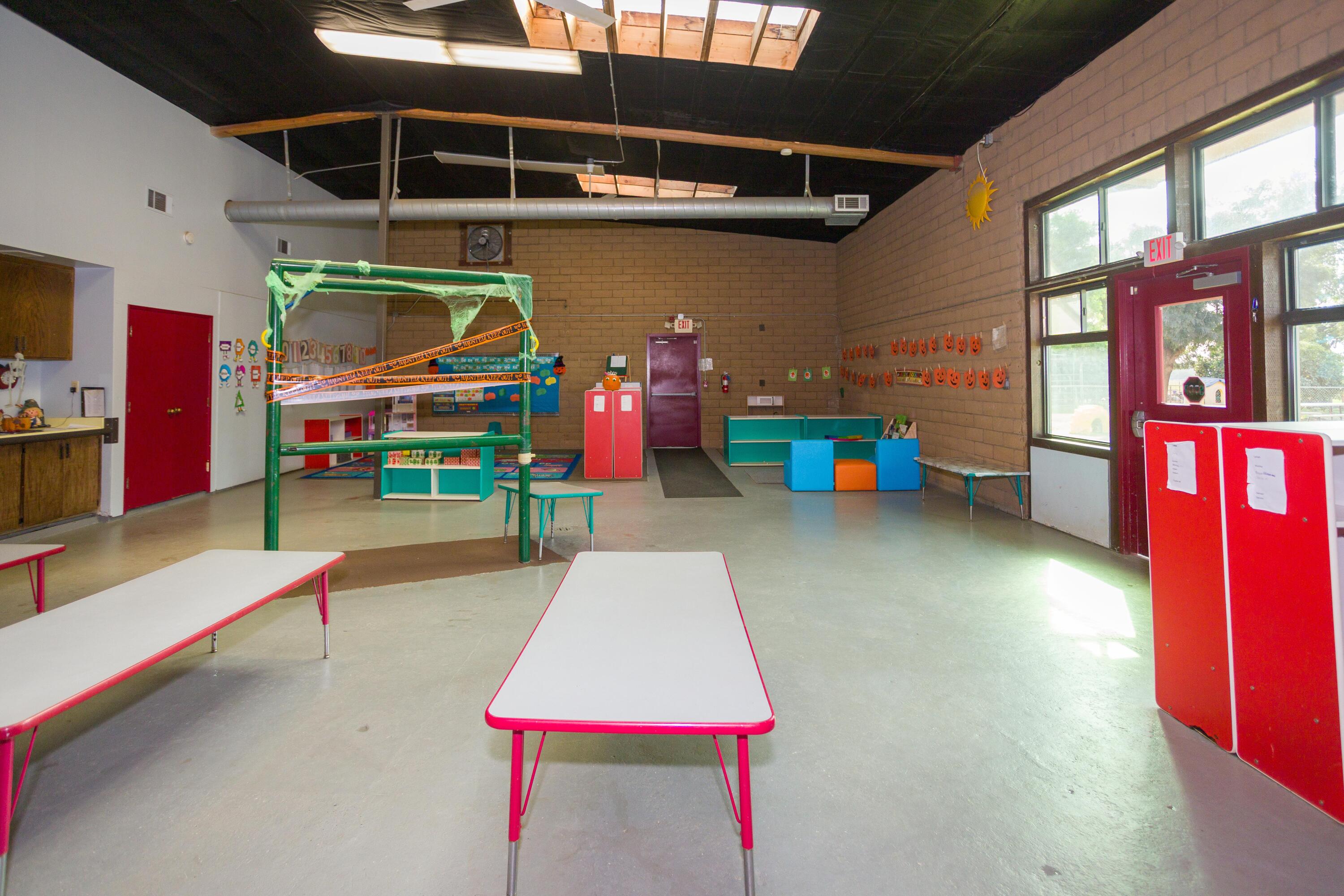 1841 N Westwood St, Porterville, CA 93257