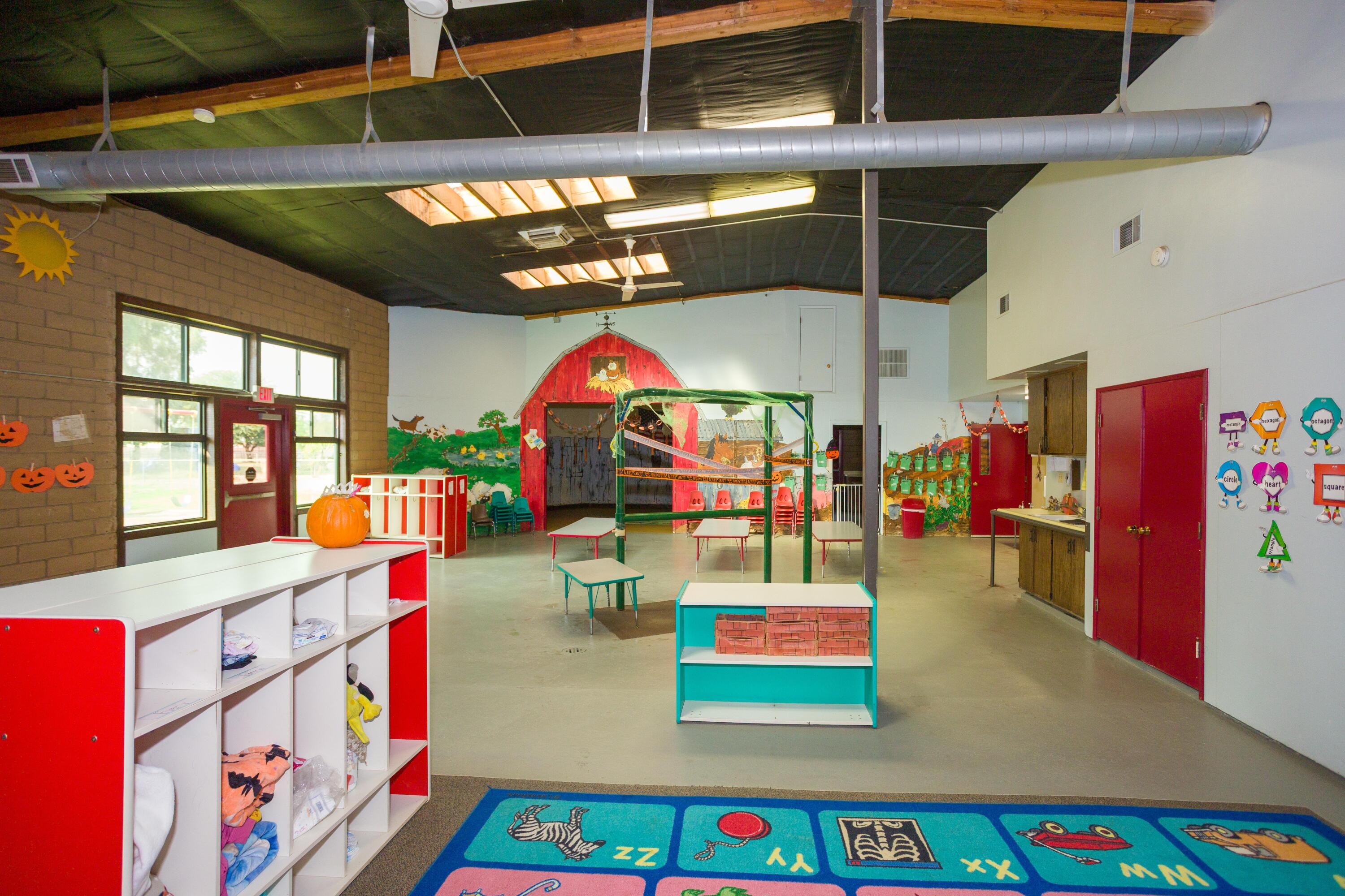 1841 N Westwood St, Porterville, CA 93257