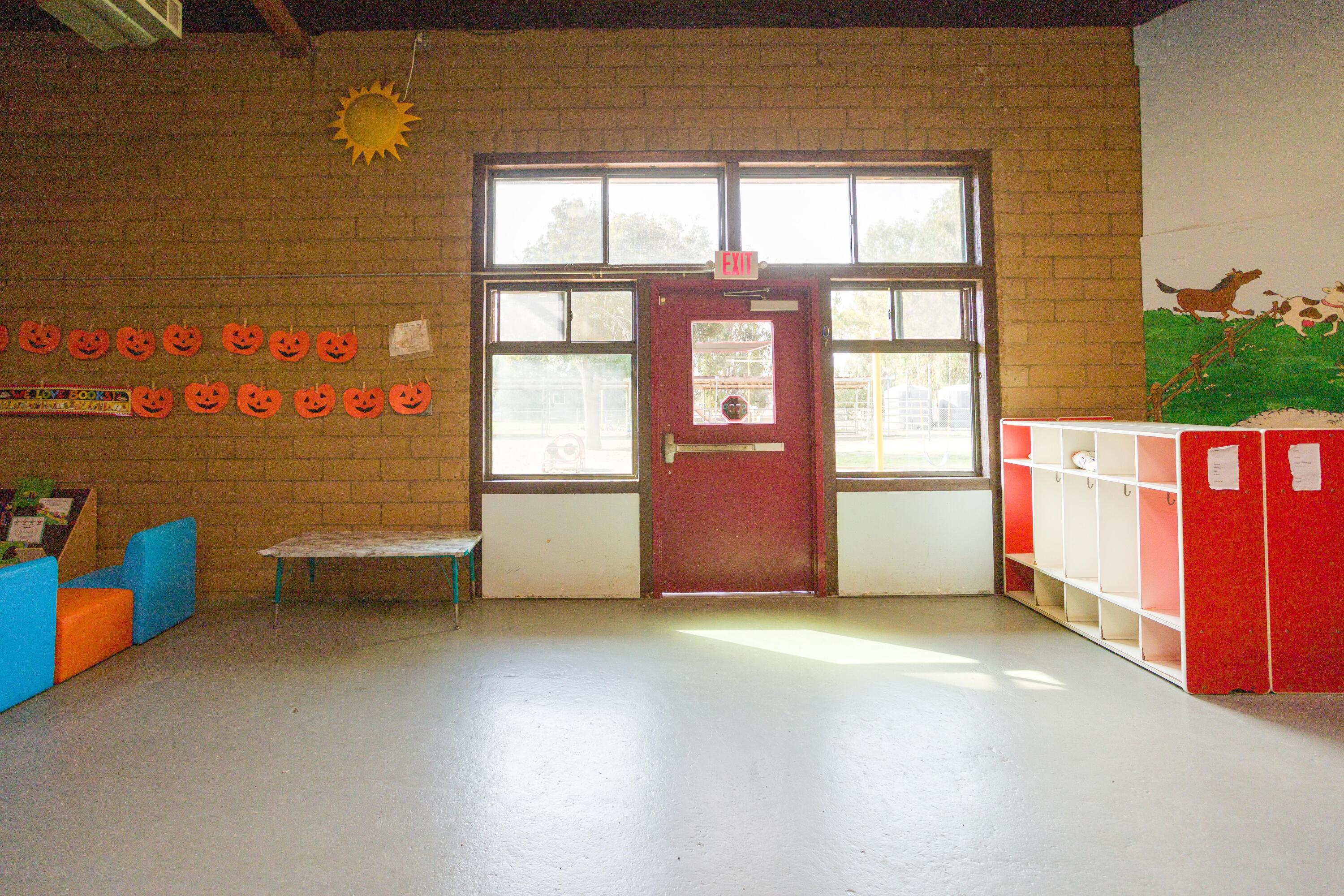 1841 N Westwood St, Porterville, CA 93257