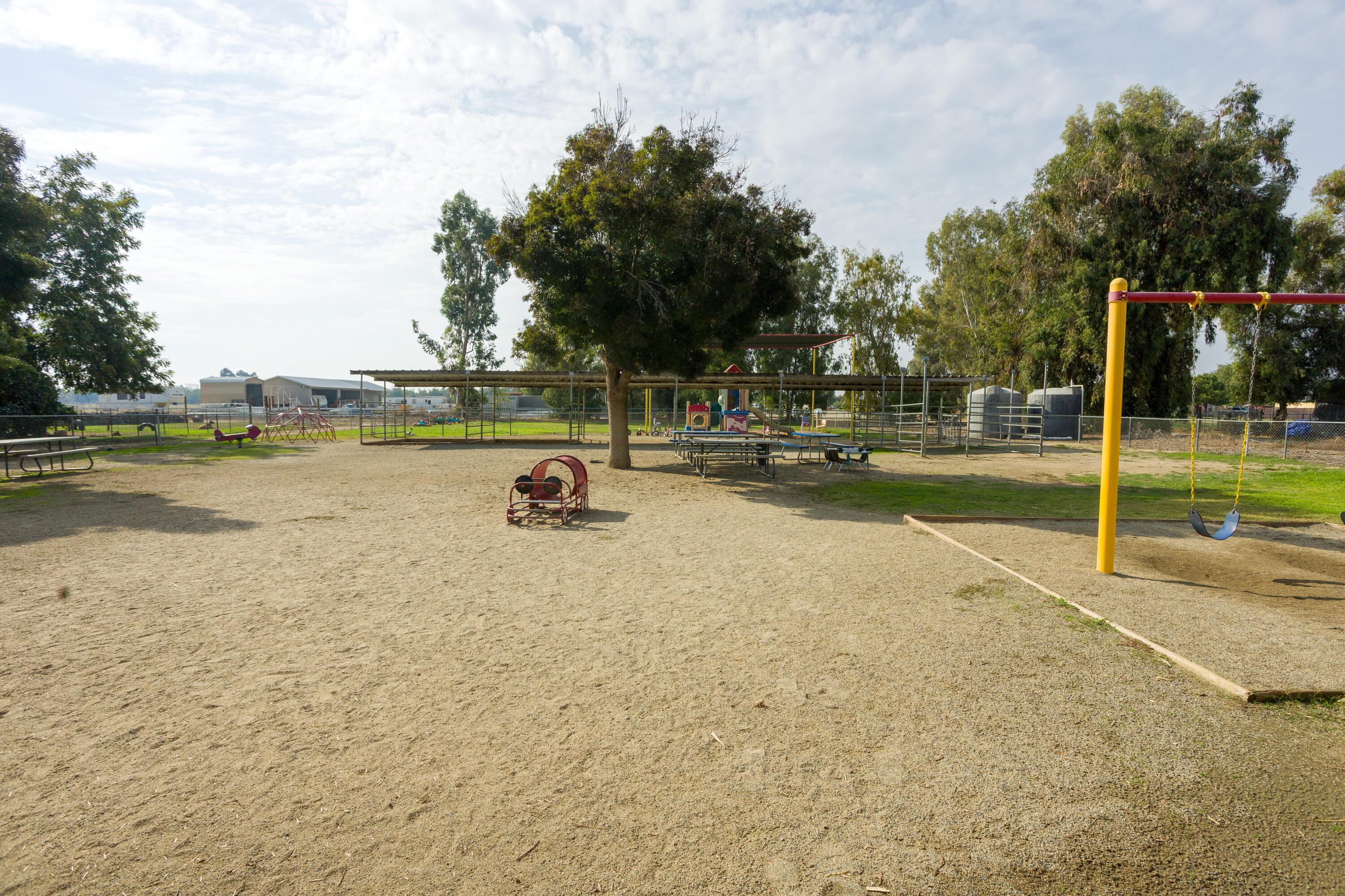 1841 N Westwood St, Porterville, CA 93257